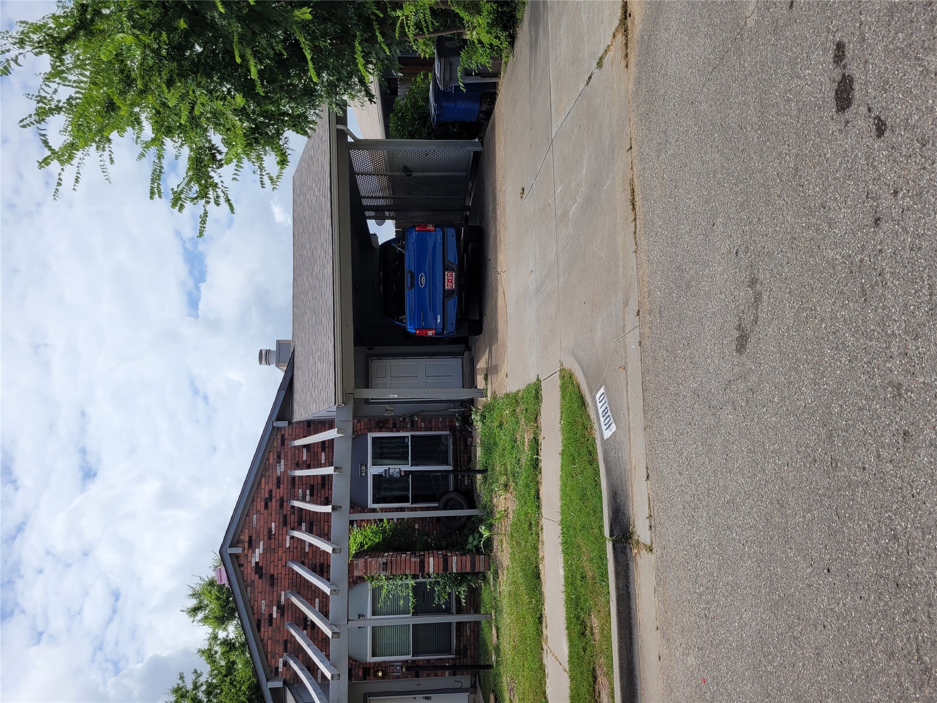 10810 E 15th Place Property Photo 1