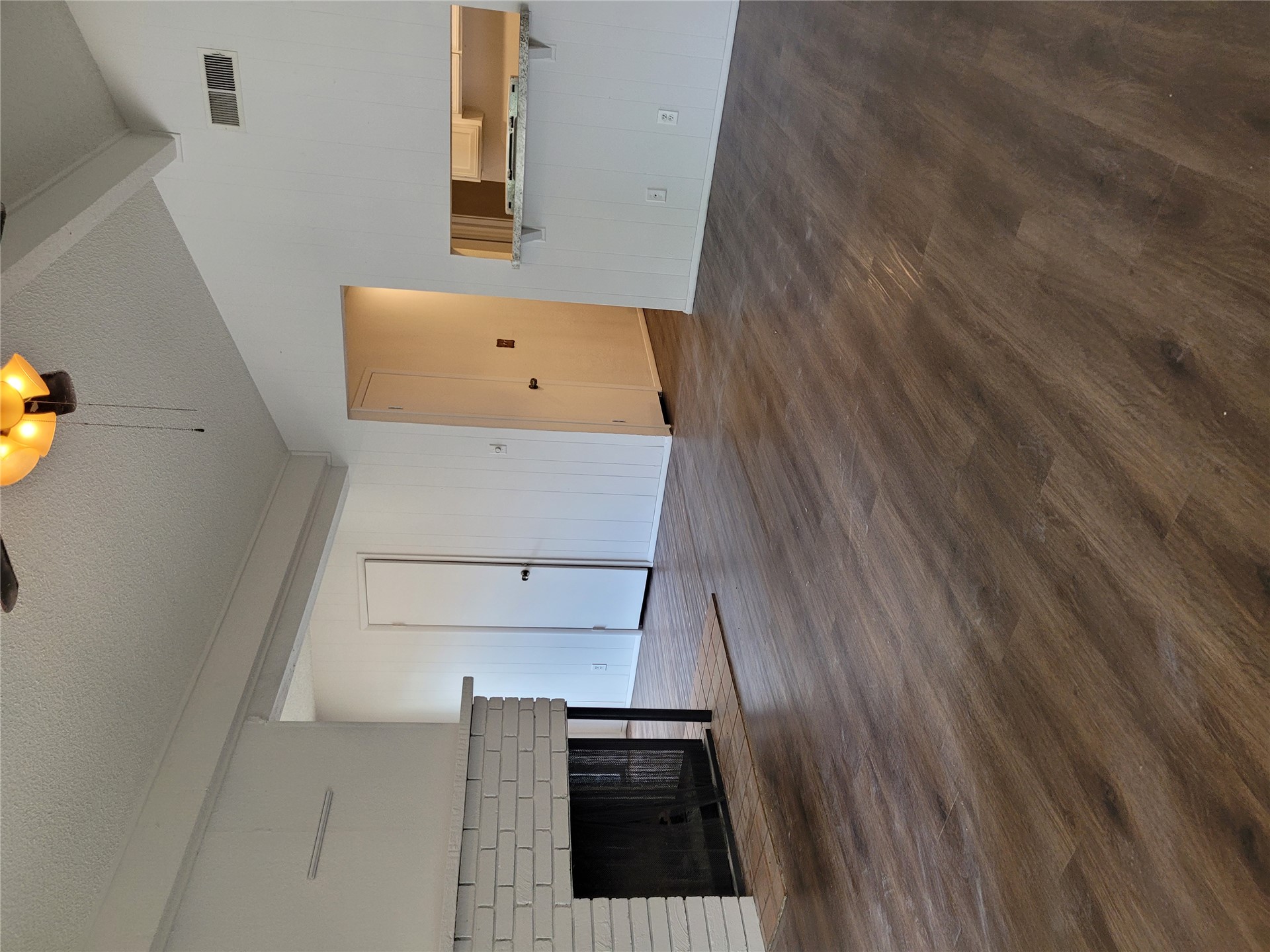 10814 E 15th Place Property Photo 2