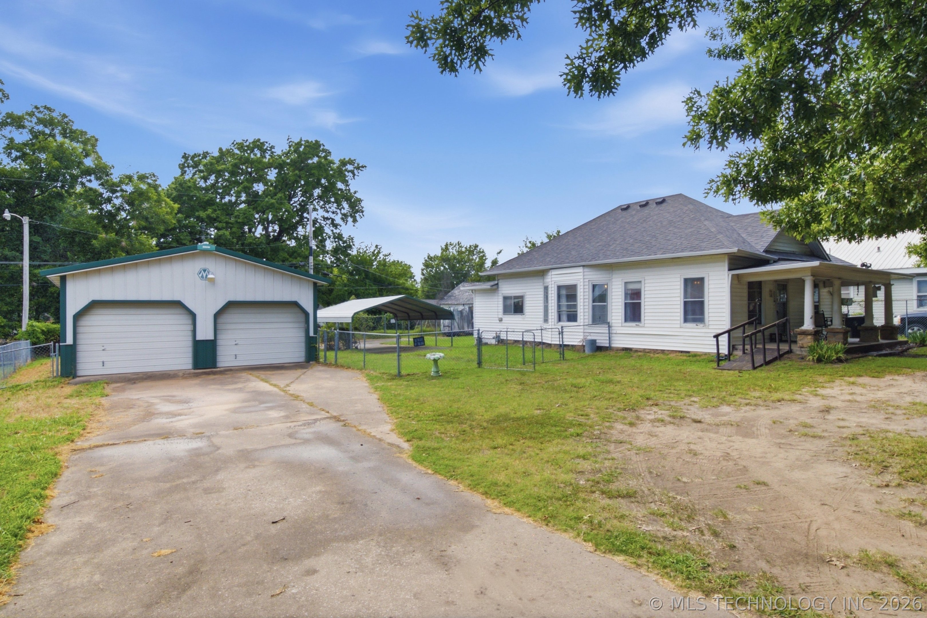 920 N Oklahoma Avenue Property Photo 2