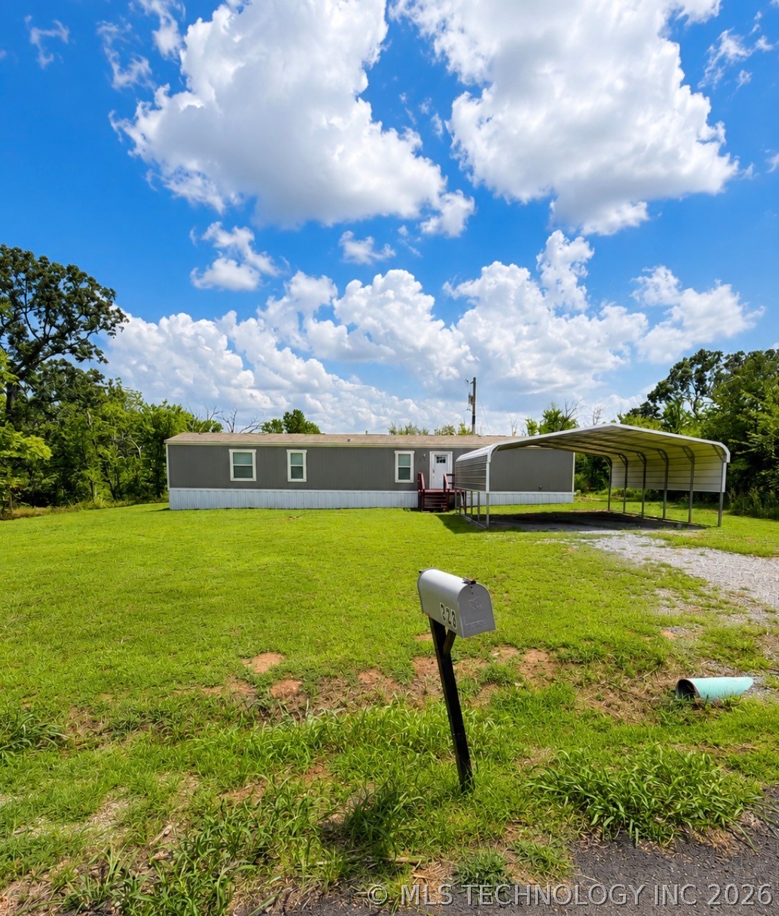 323 Swan Property Photo 1