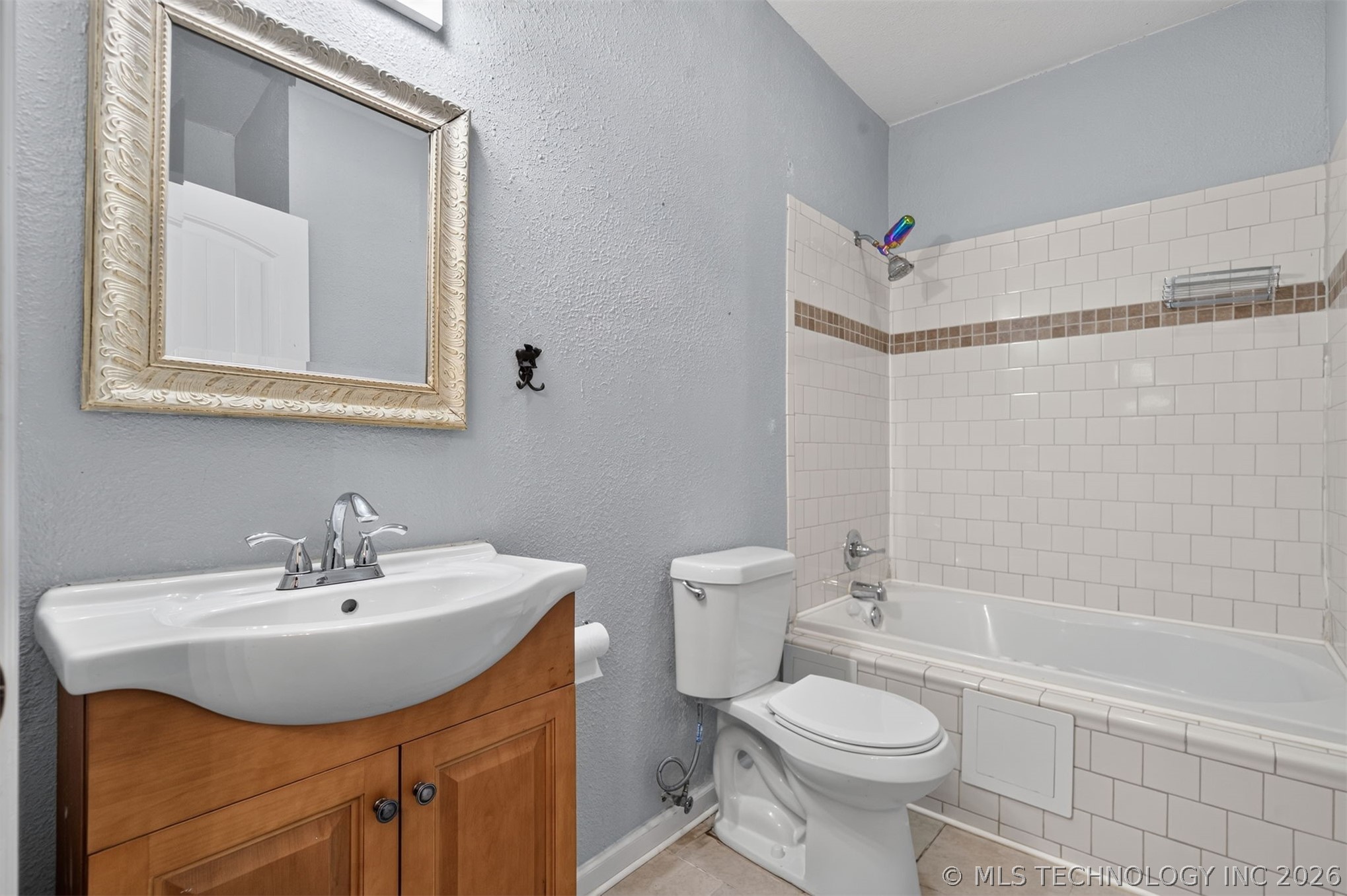 319 W Bryan Avenue Property Photo 19