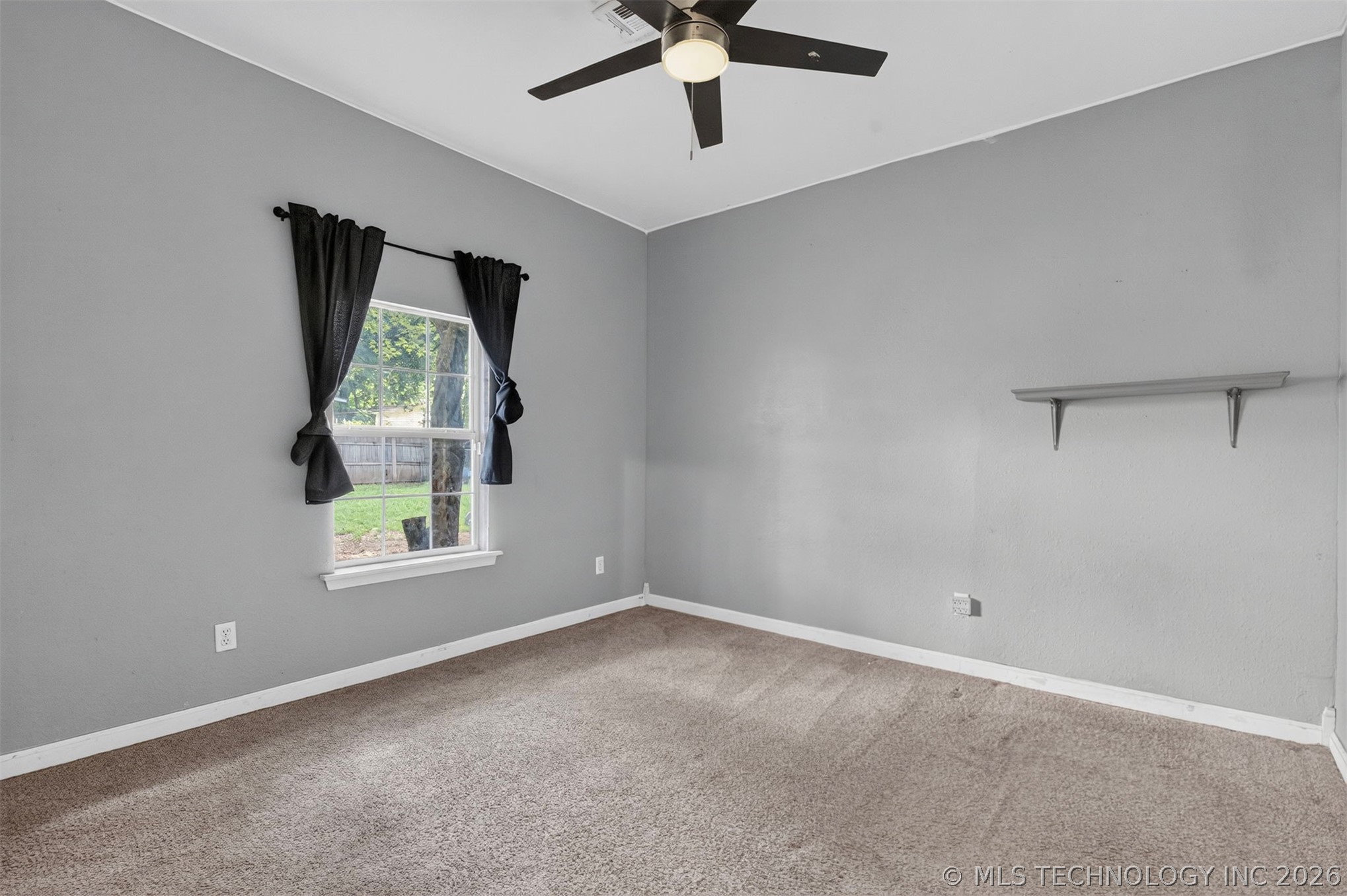 319 W Bryan Avenue Property Photo 29