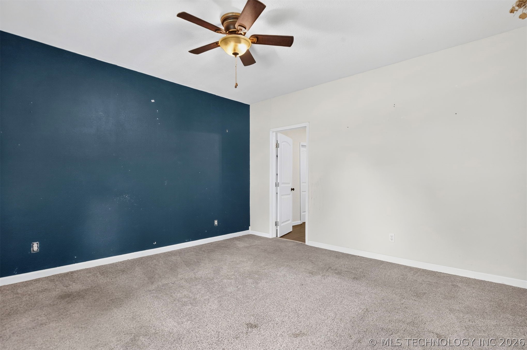 319 W Bryan Avenue Property Photo 31
