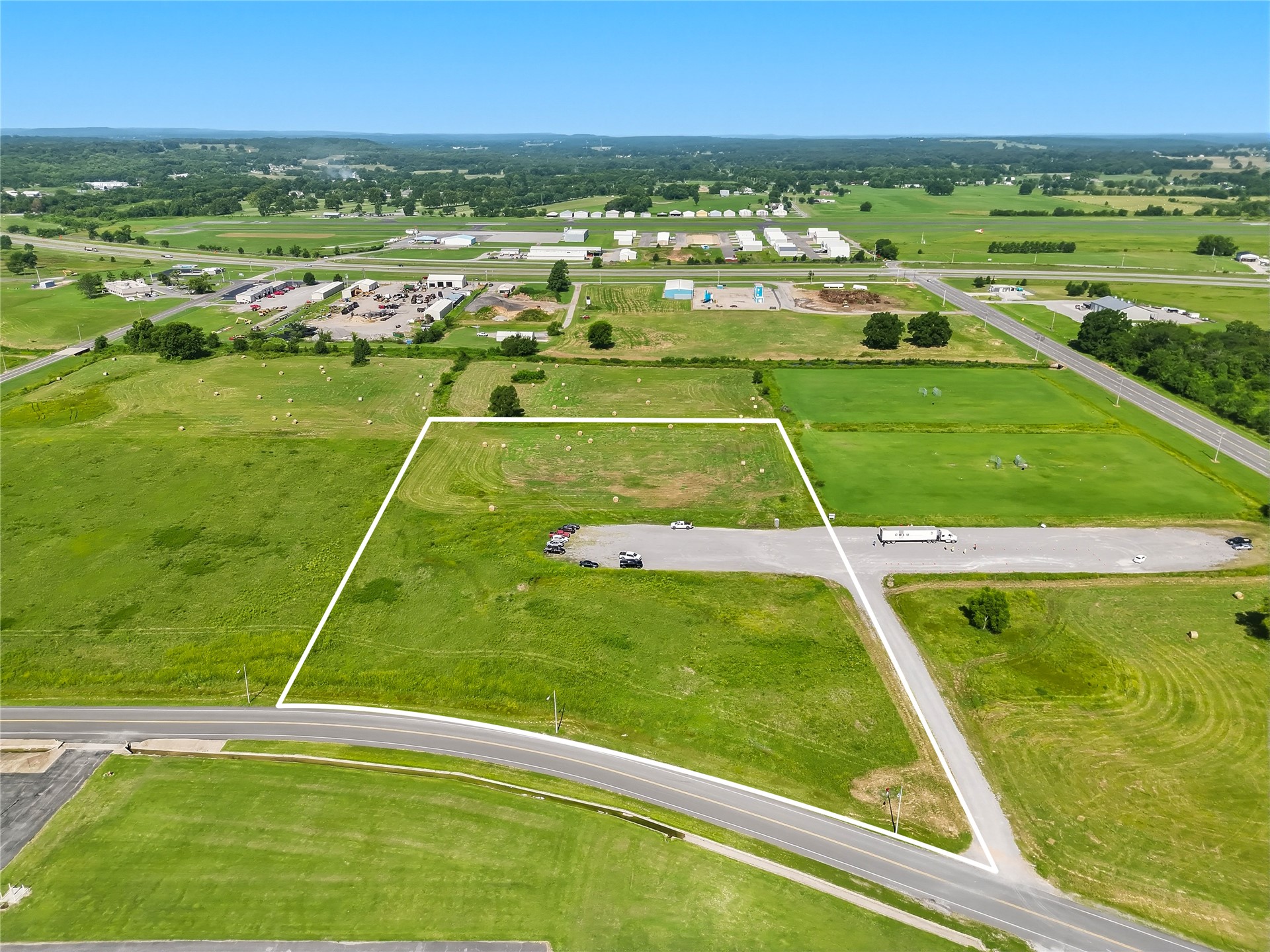 1193 Main Parkway Property Photo 1
