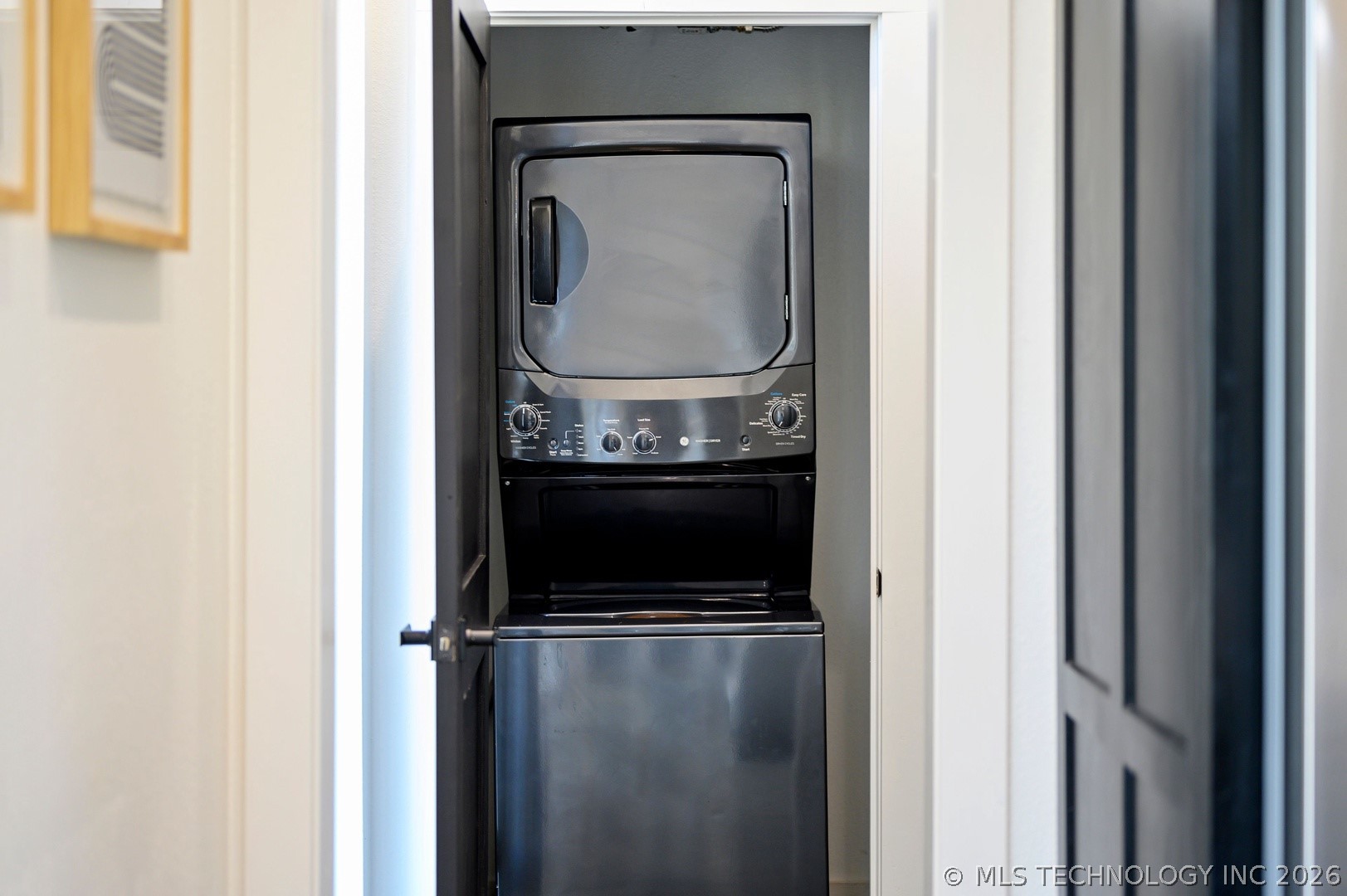 42 Happy Place Property Photo 11