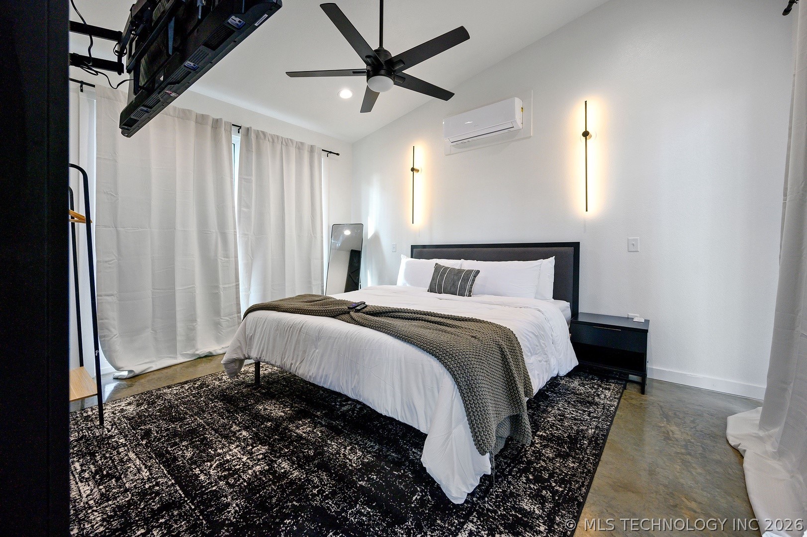 42 Happy Place Property Photo 14