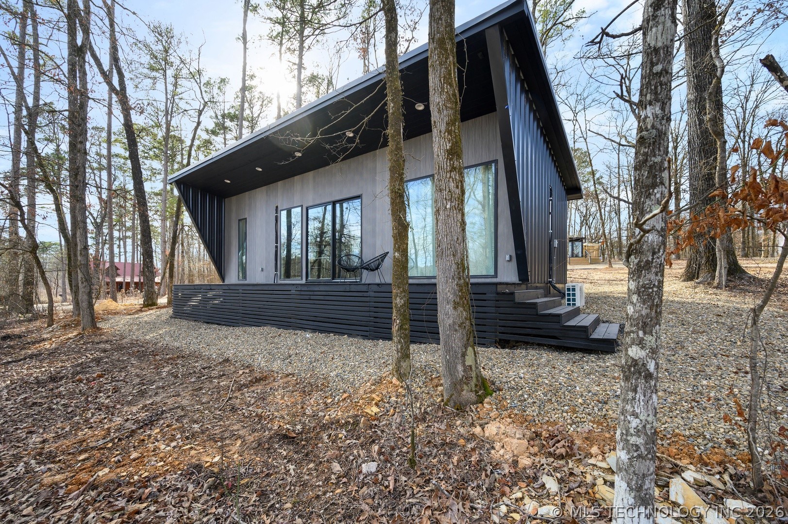 42 Happy Place Property Photo 17