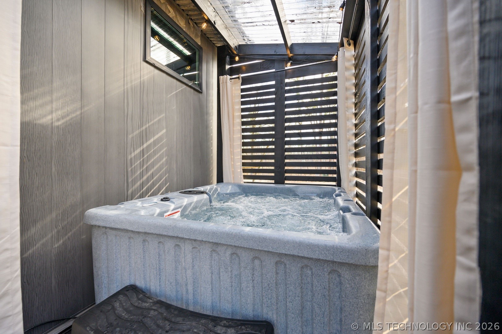 42 Happy Place Property Photo 19