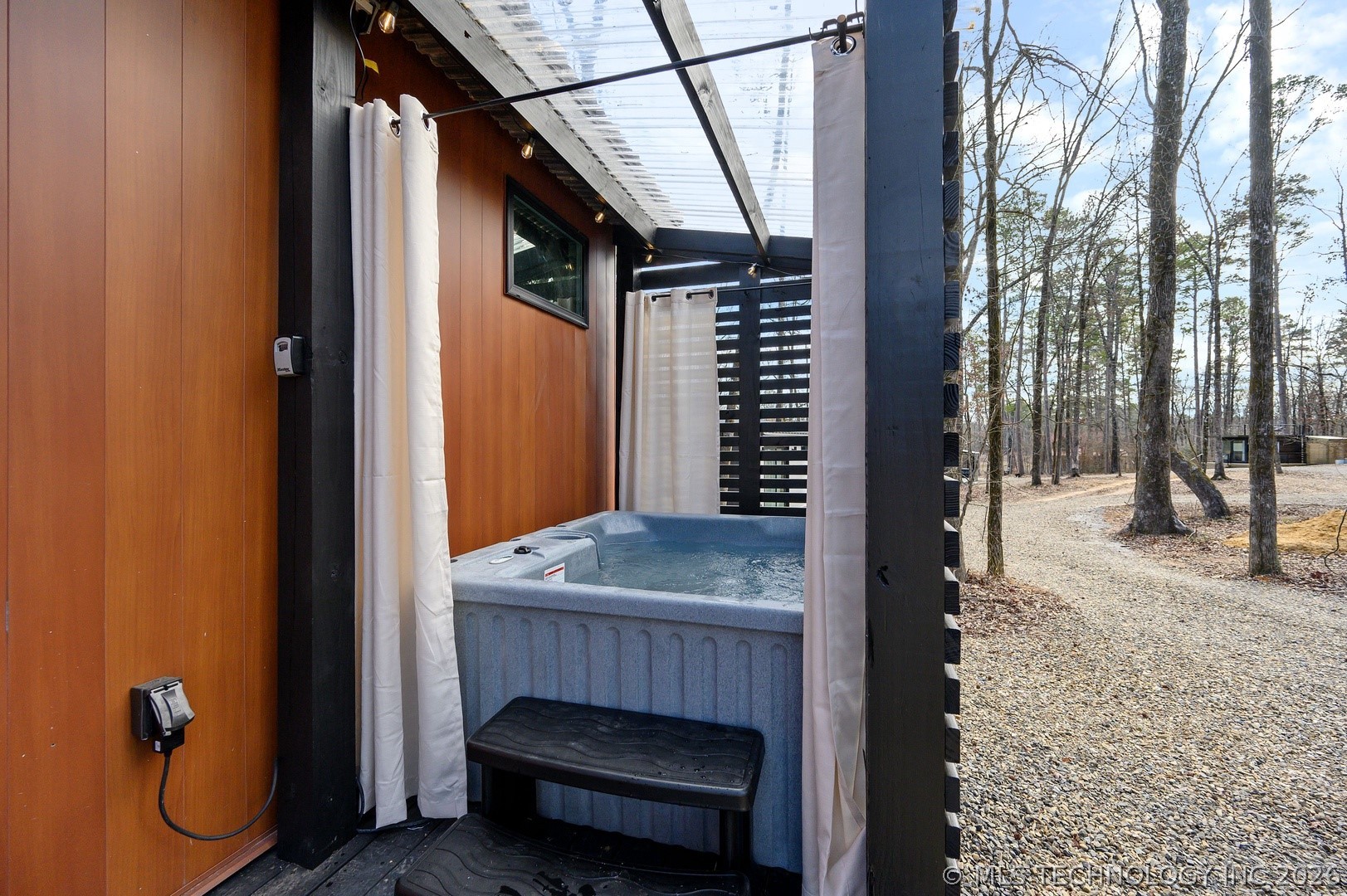 62 Happy Place Property Photo 4