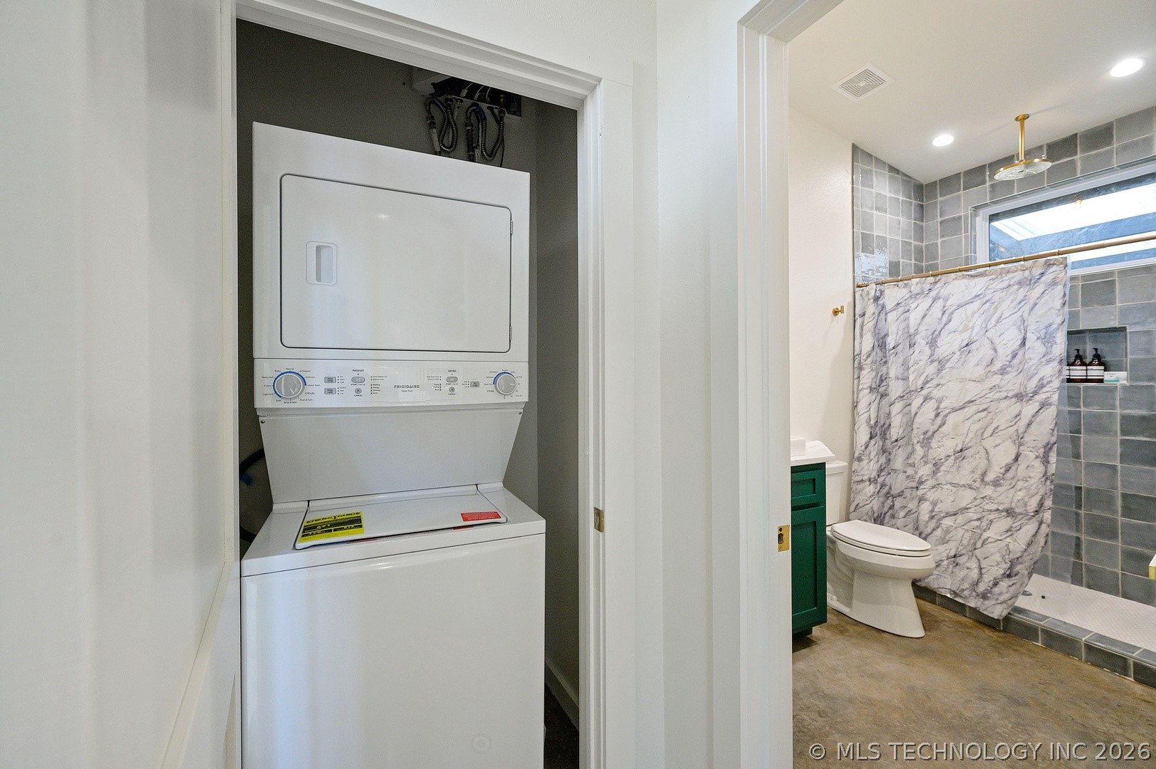 62 Happy Place Property Photo 15