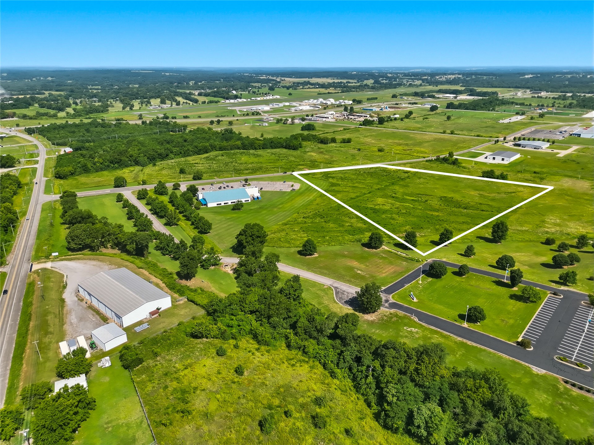 220 Main Parkway Property Photo 1