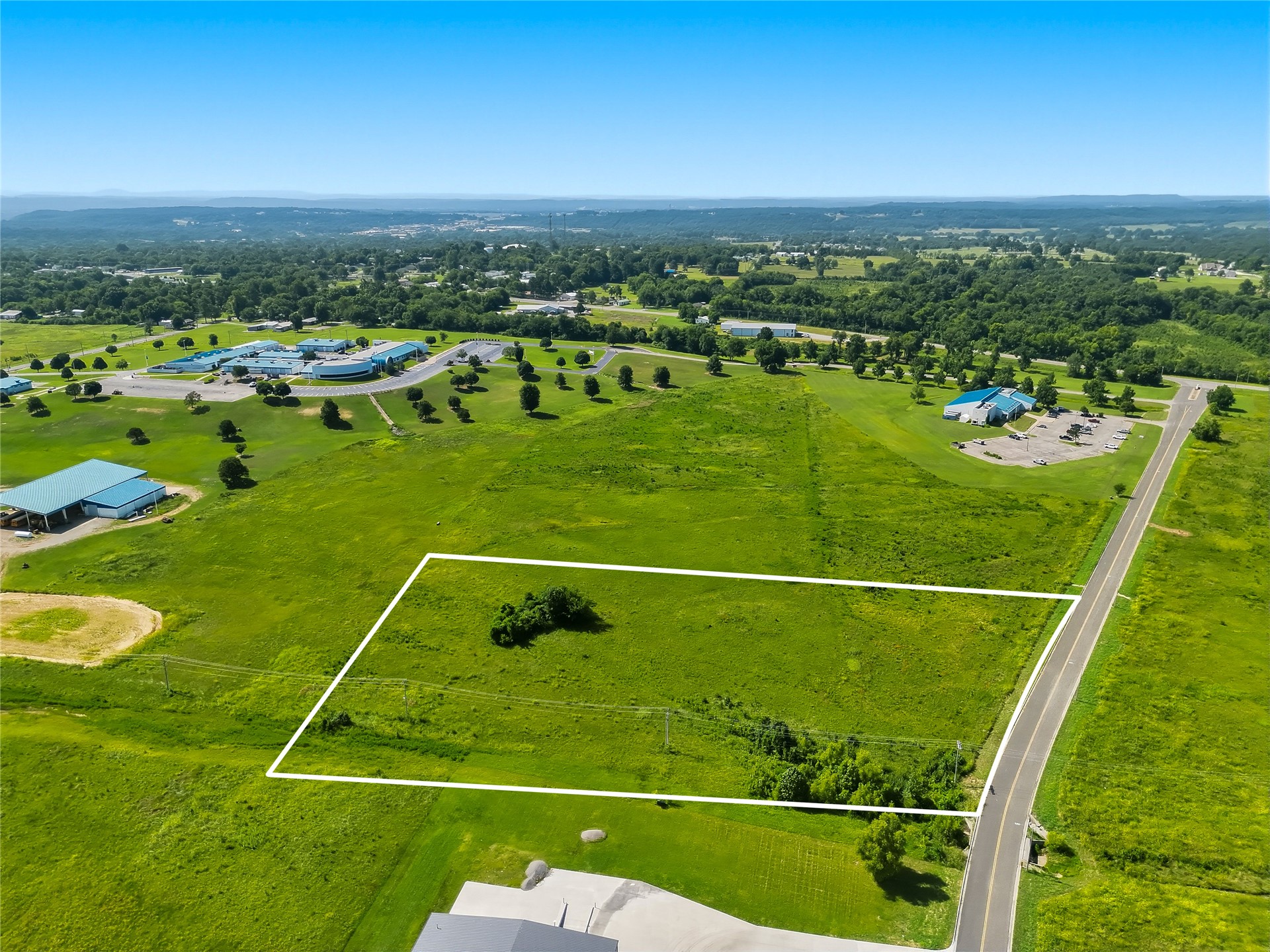 360 Main Parkway Property Photo 1