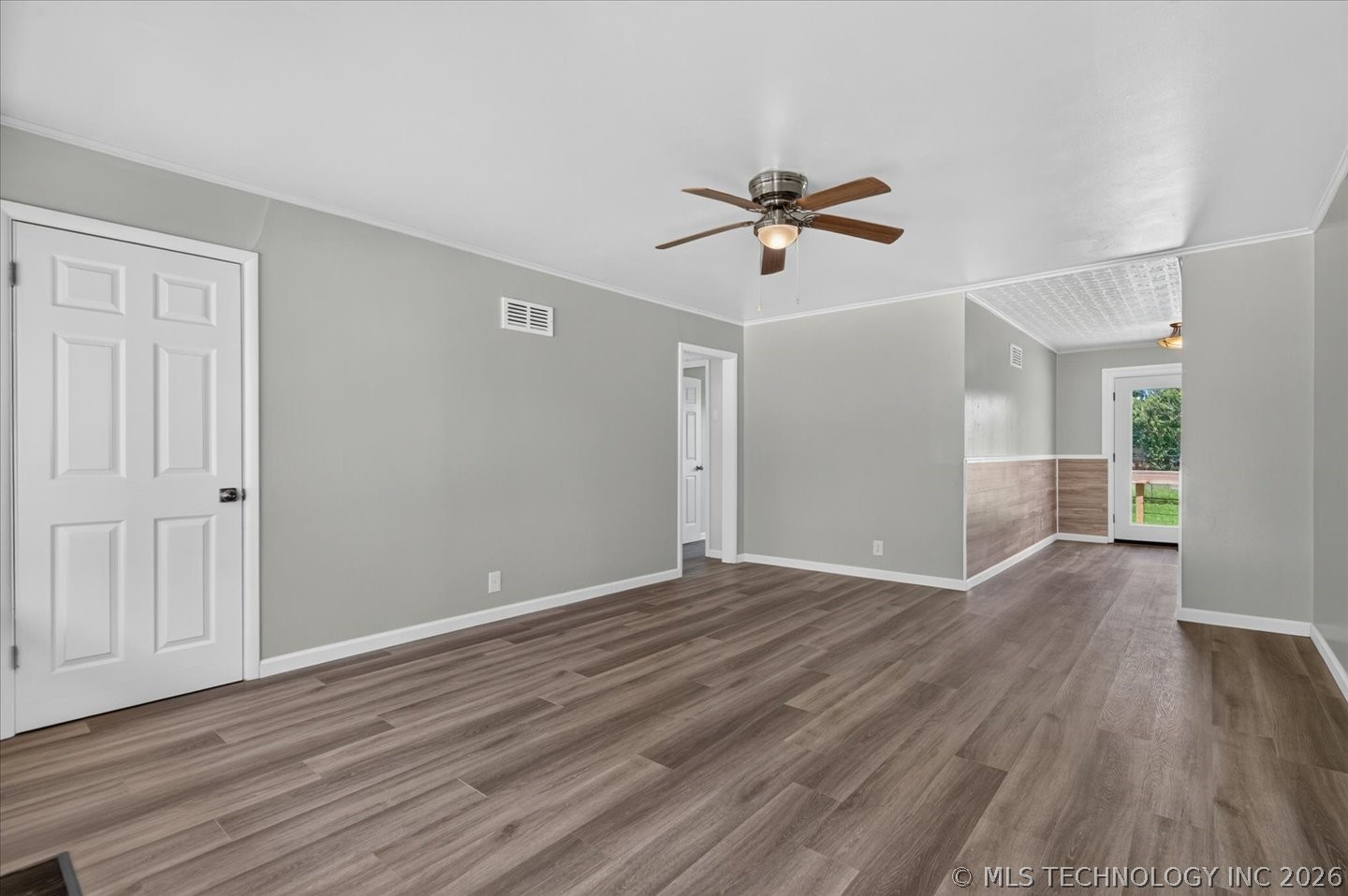 119 Mockingbird Property Photo 5