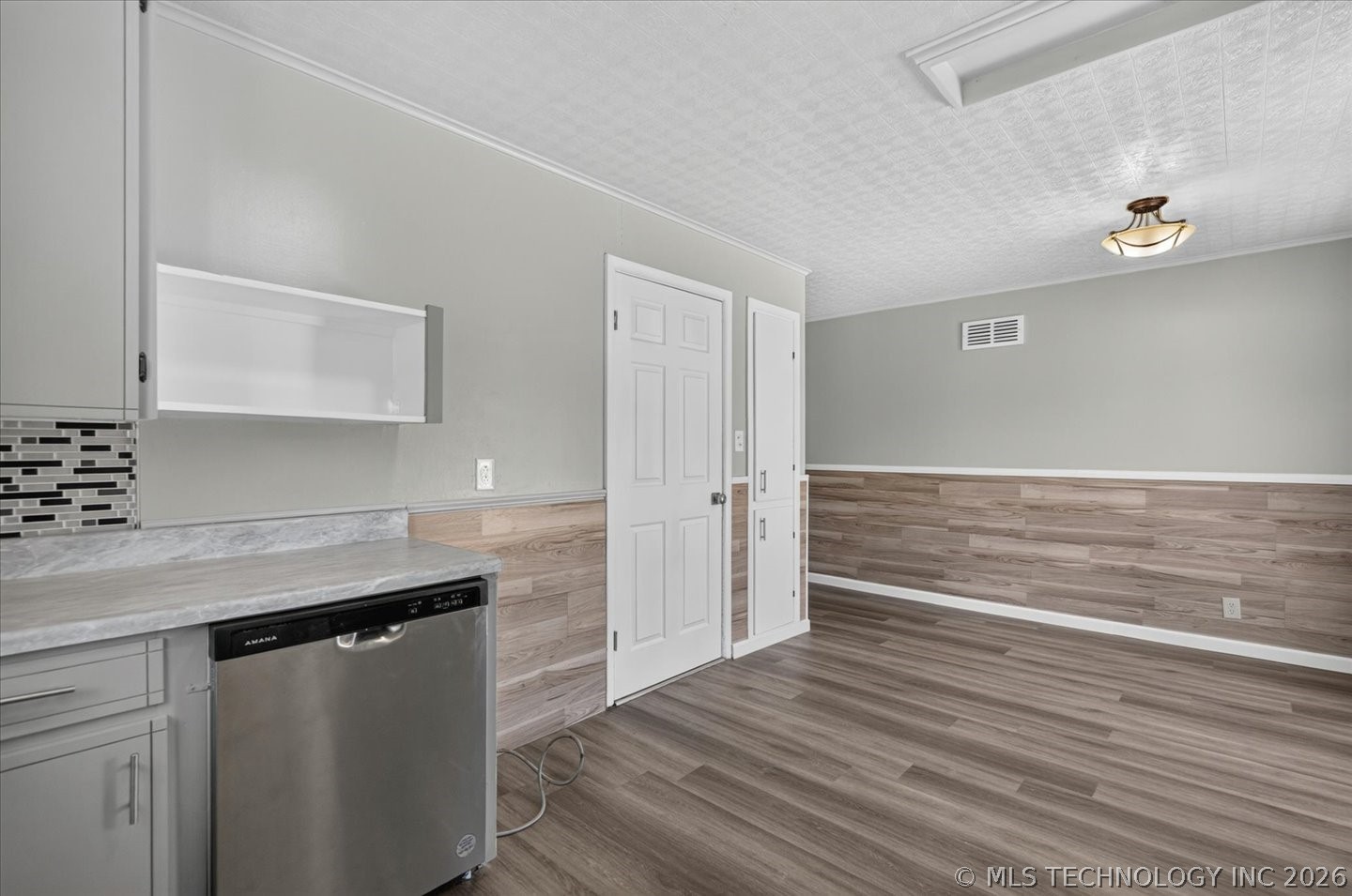 119 Mockingbird Property Photo 12