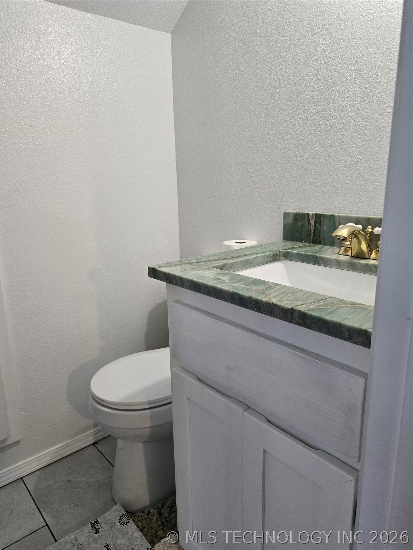 2000 4th Street Property Photo 17