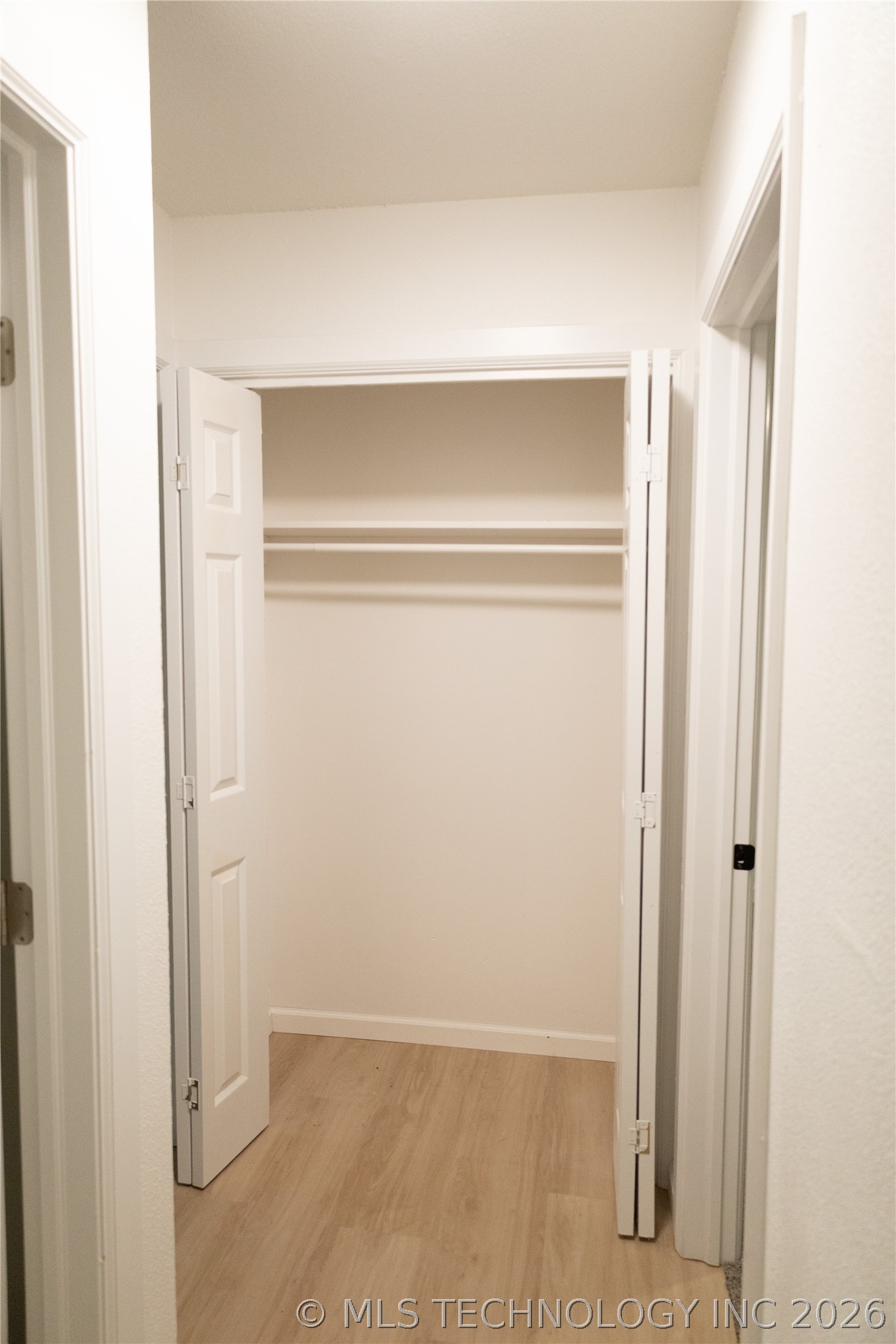 909 W El Paso Place Property Photo 13