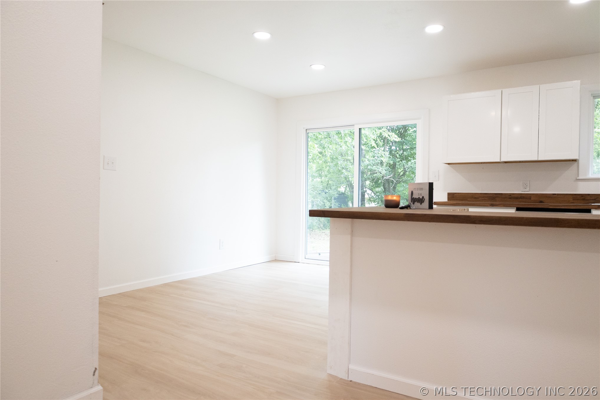 909 W El Paso Place Property Photo 19