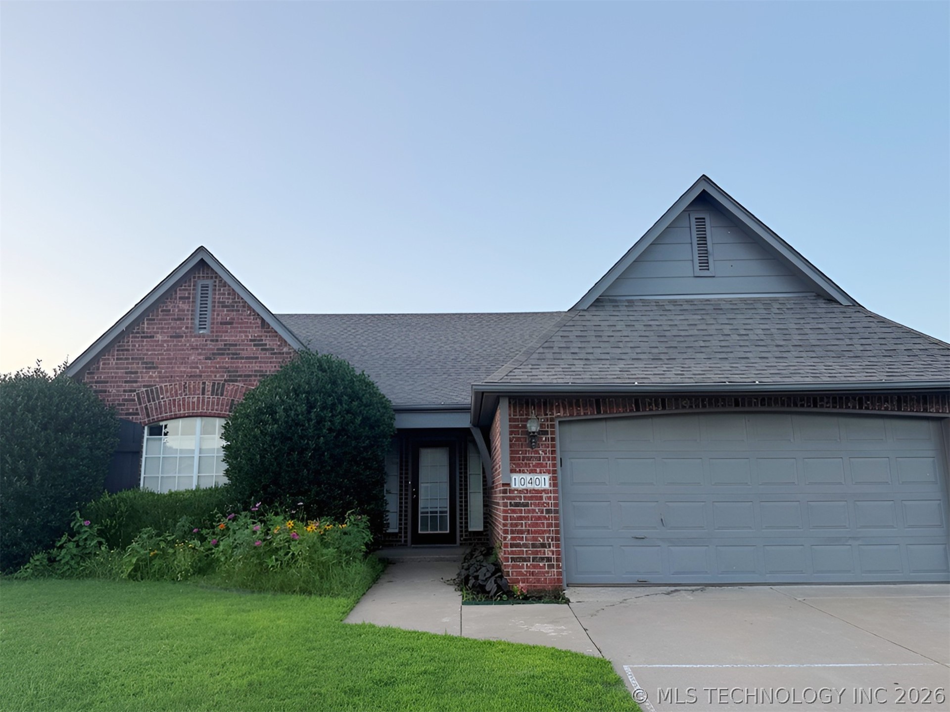 10401 E 115th Place S Property Photo 1