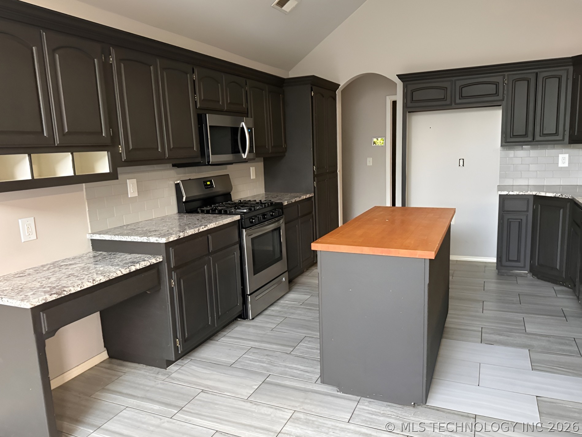 10401 E 115th Place S Property Photo 10