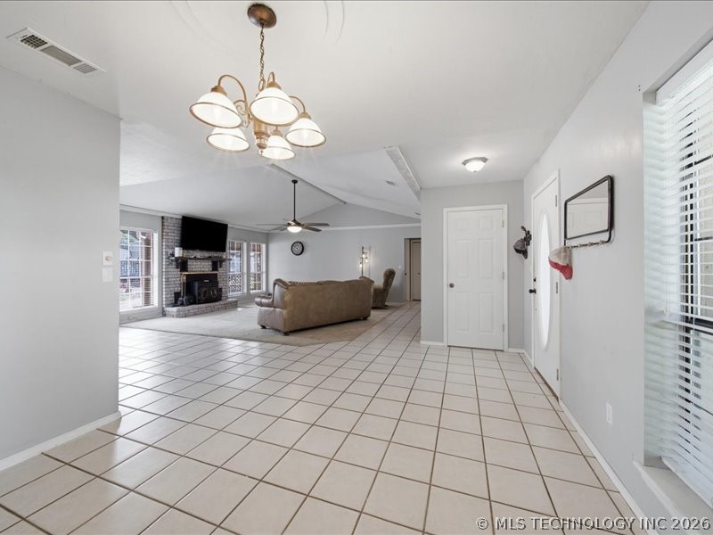 25 Village Circle Property Photo 29