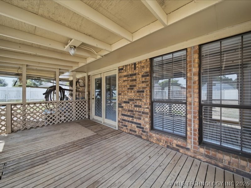 25 Village Circle Property Photo 37