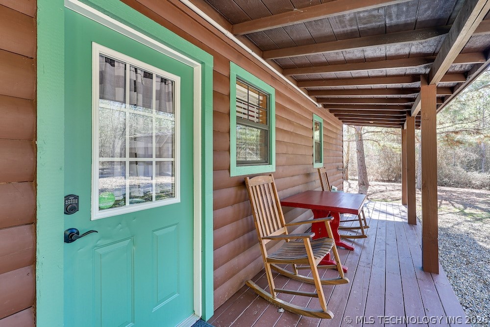 609 Canoe Road Property Photo 3