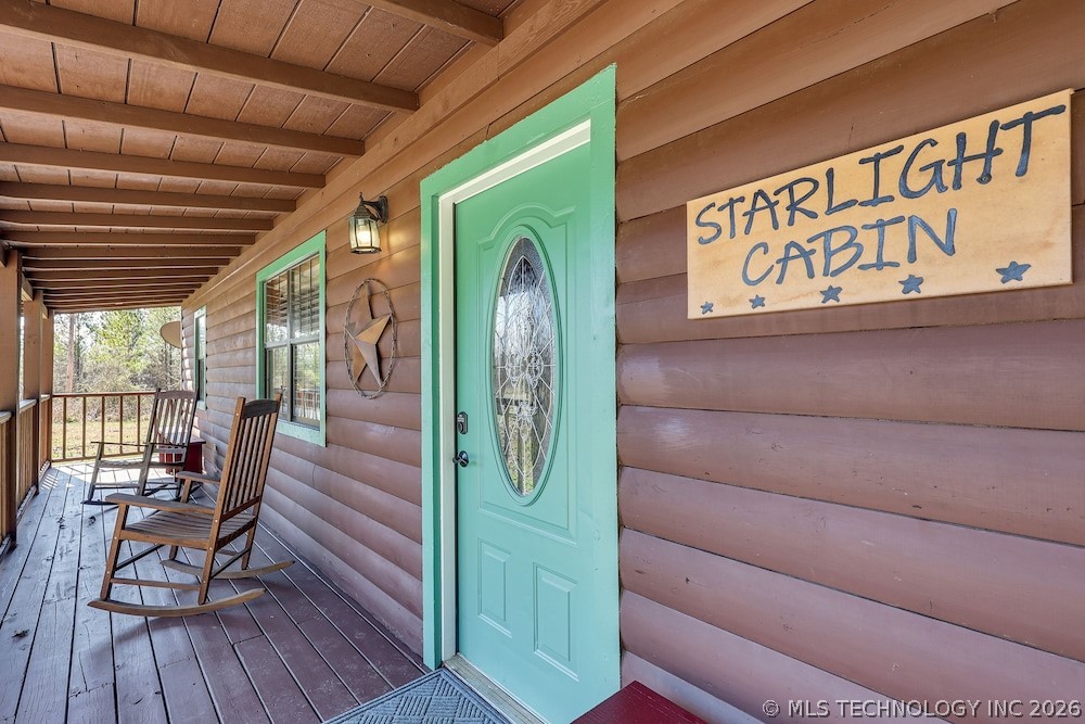 609 Canoe Road Property Photo 4