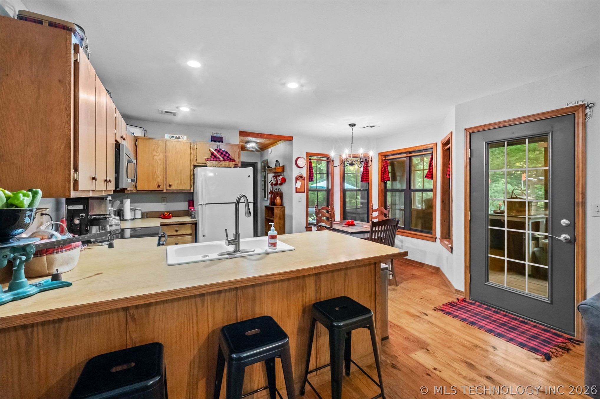 8041 Ok-10 Property Photo 9