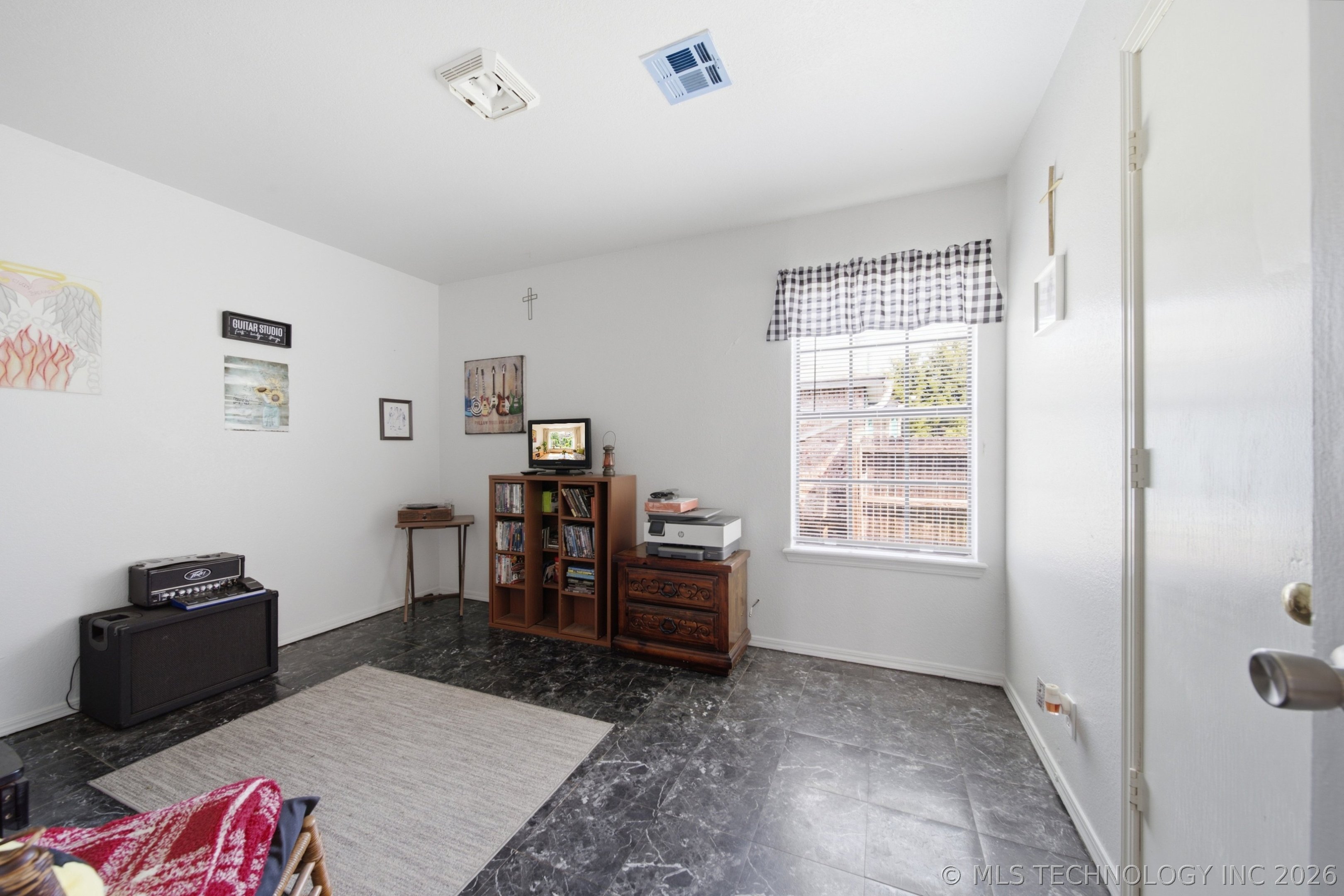 17787 S Santa Fe Street Property Photo 20