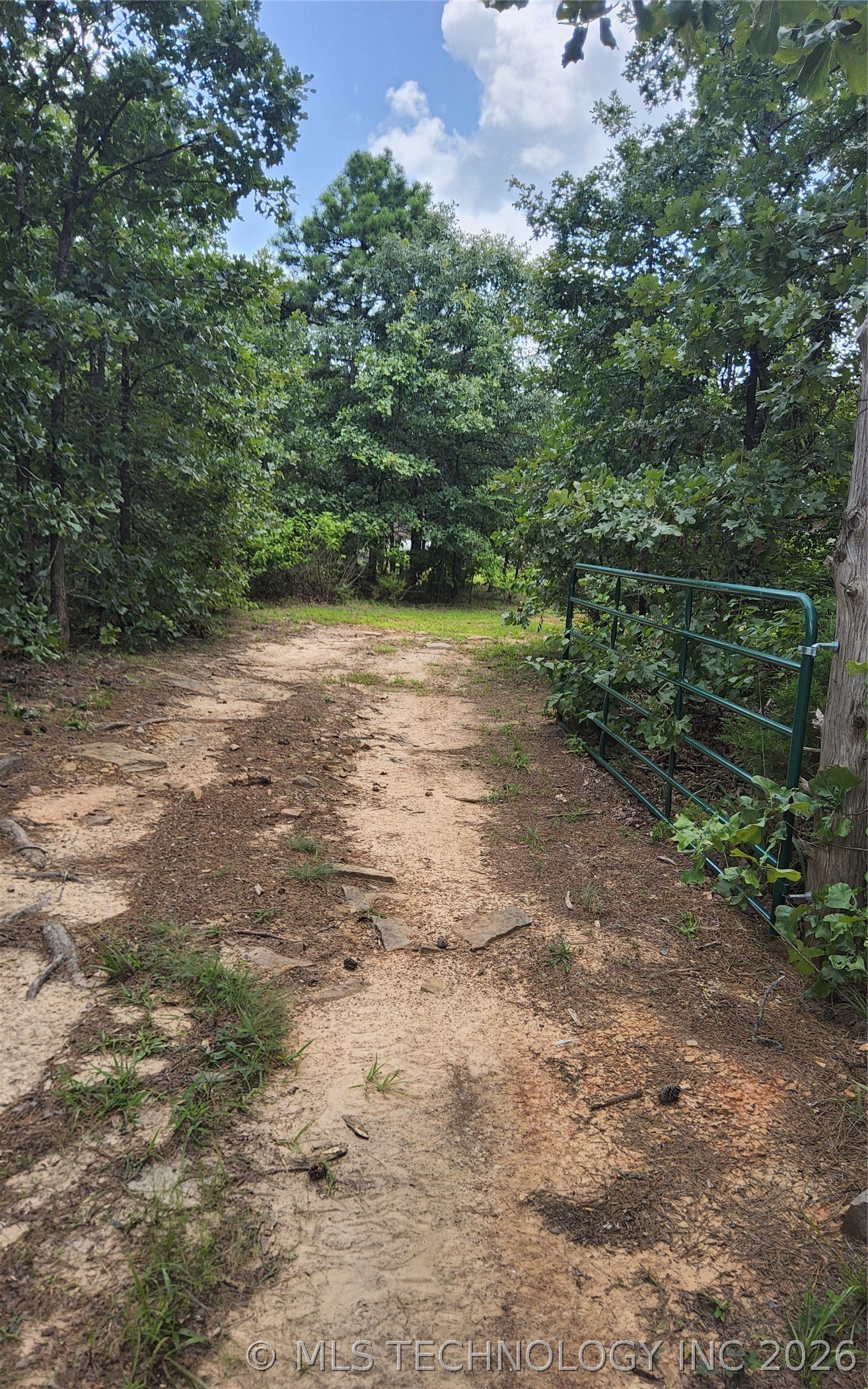 2626542 Property Photo 4