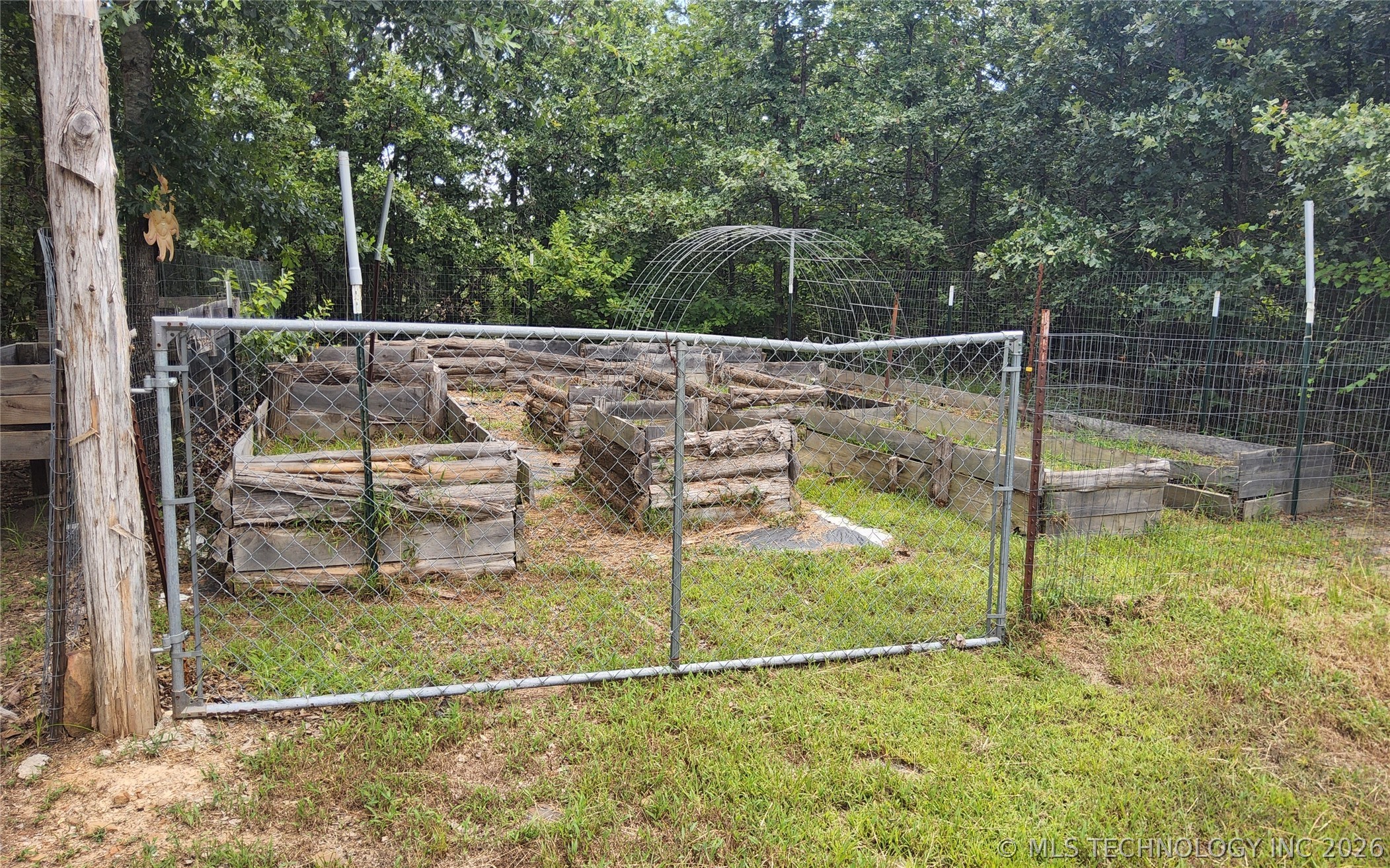 2626542 Property Photo 15