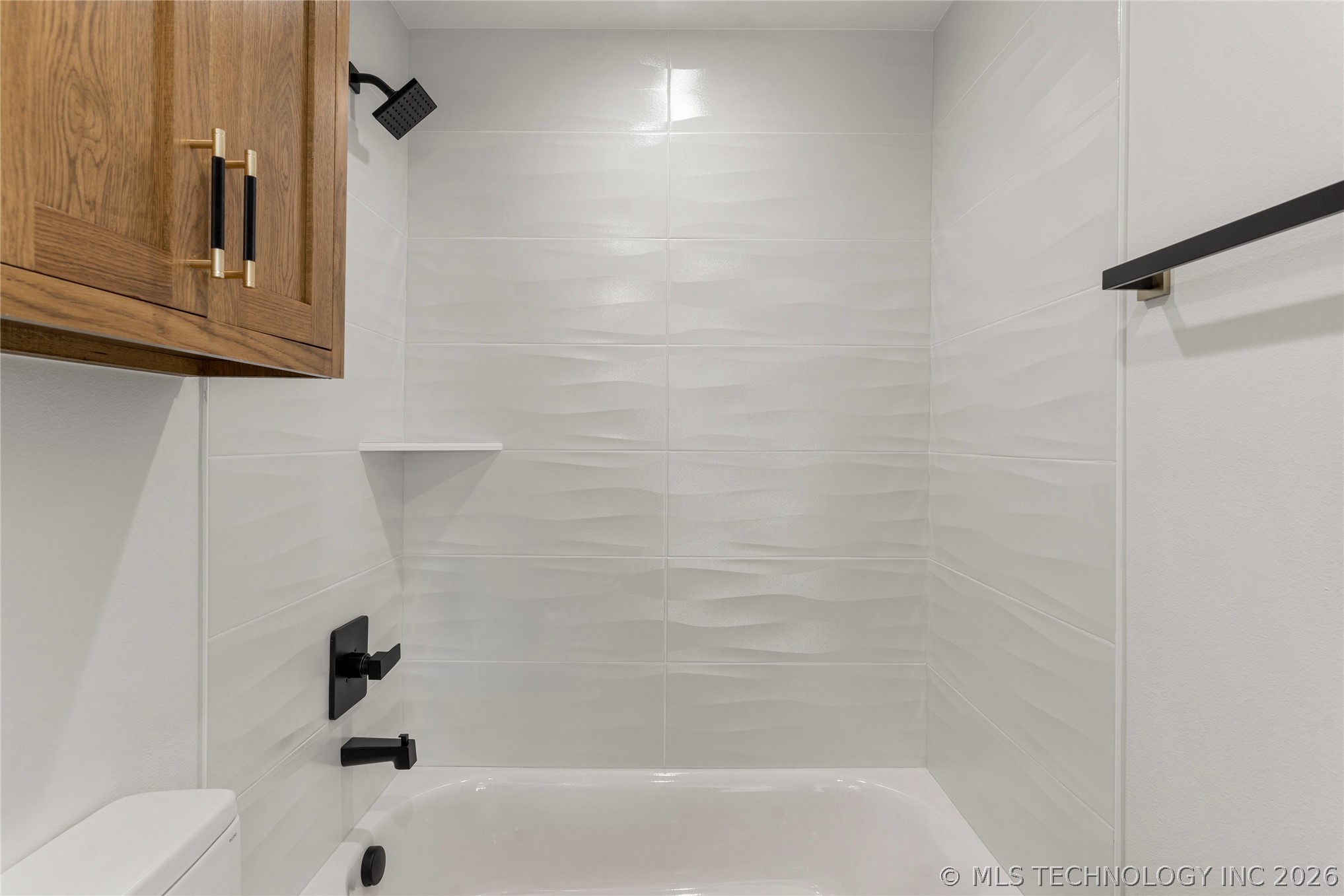 1029 E 38th Place Property Photo 59