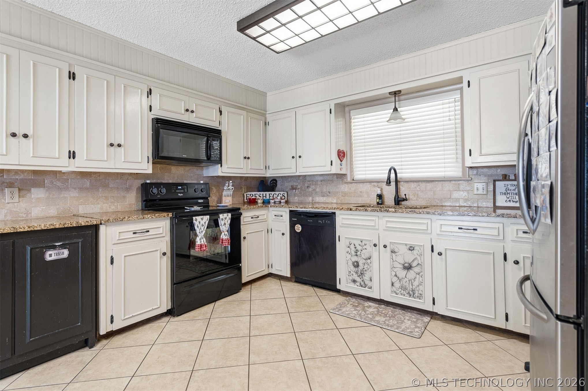 135 Chaparral Street Property Photo 10