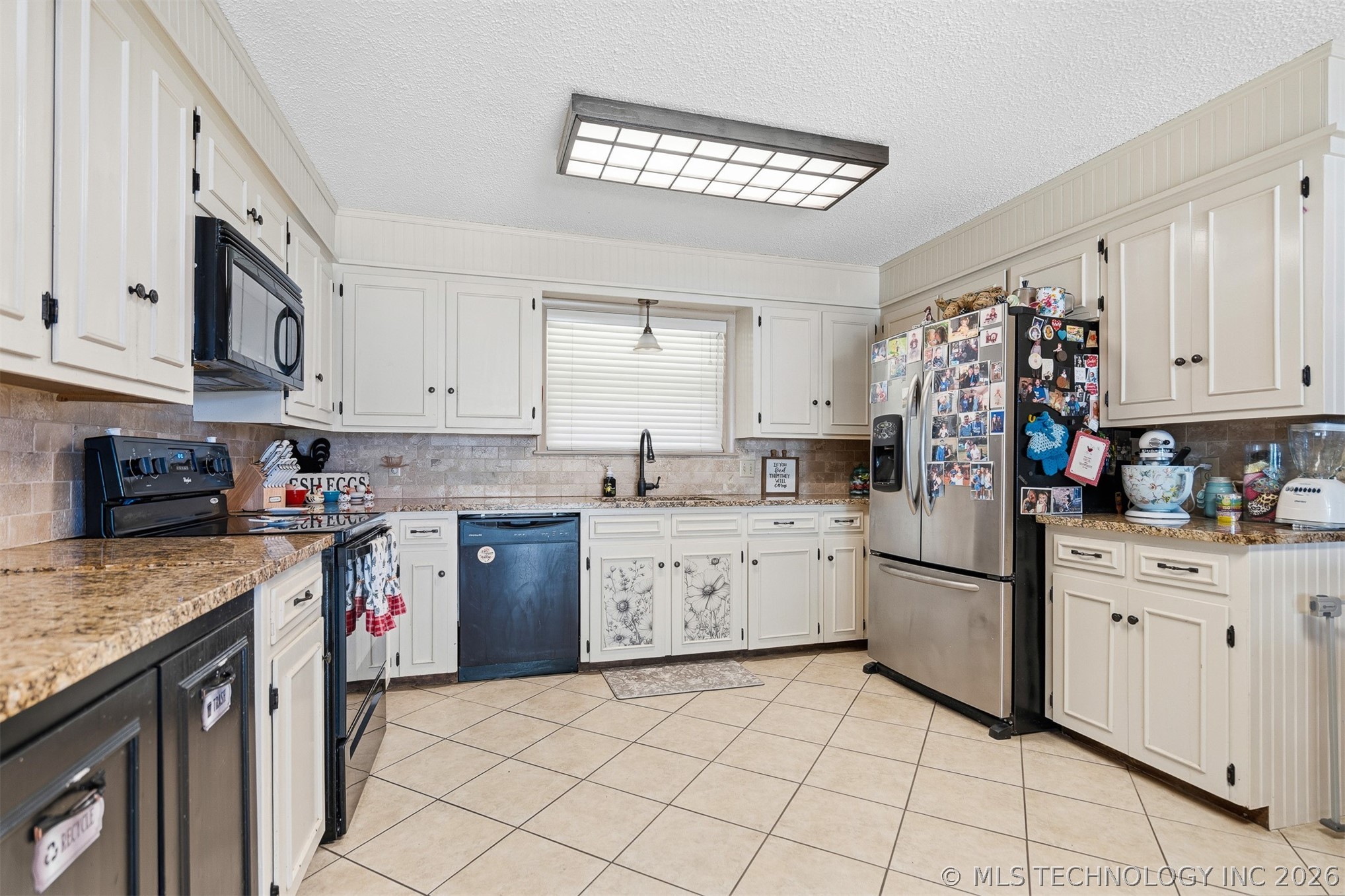135 Chaparral Street Property Photo 12
