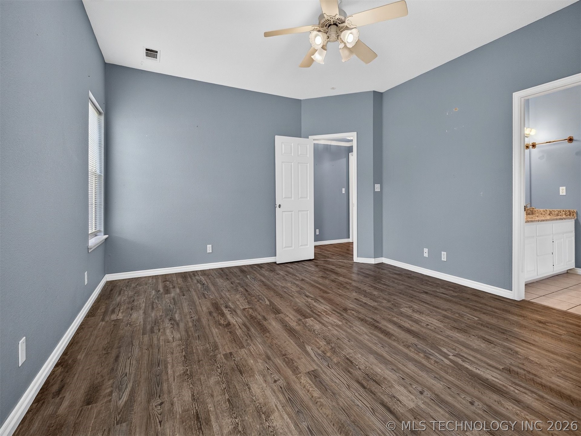 13017 E 93rd Court North Property Photo 29