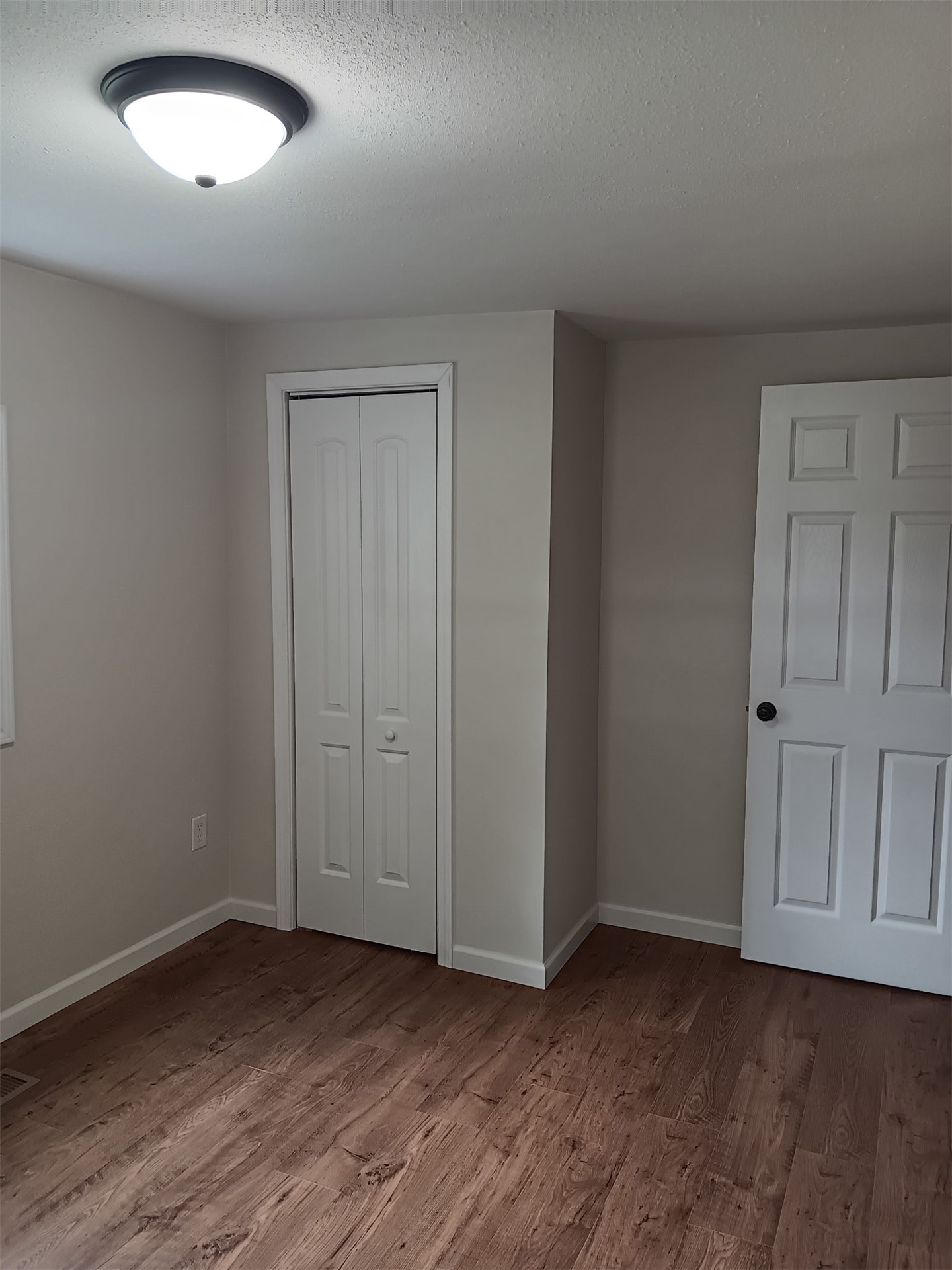 205 S Main Property Photo 10