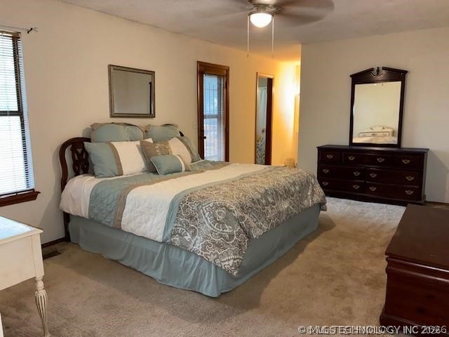 6927 S 29th West Avenue Property Photo 12