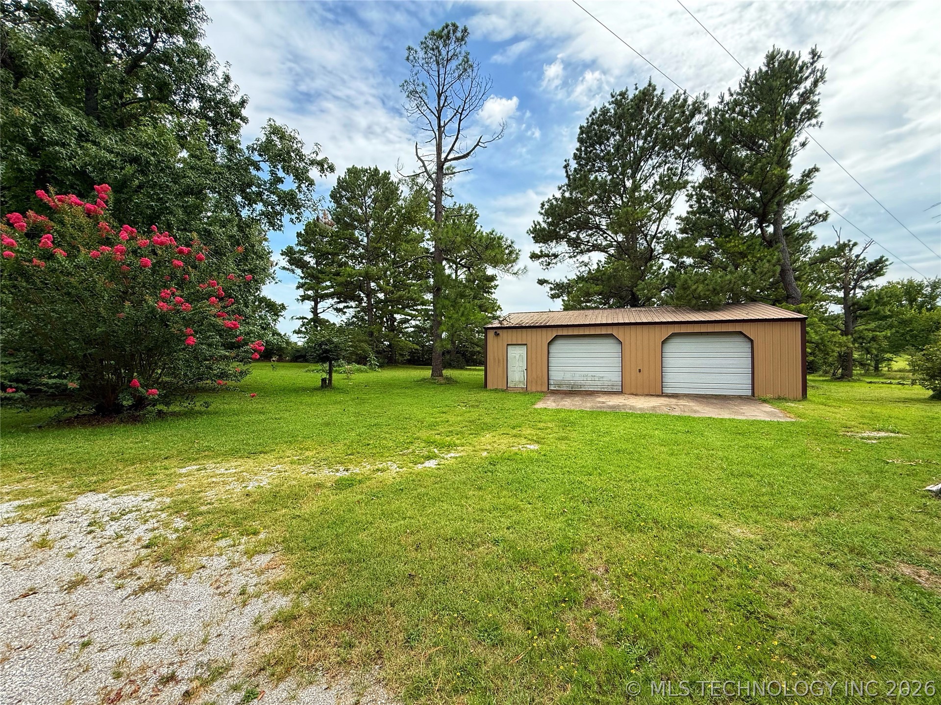 3512 N 3693p Property Photo 7