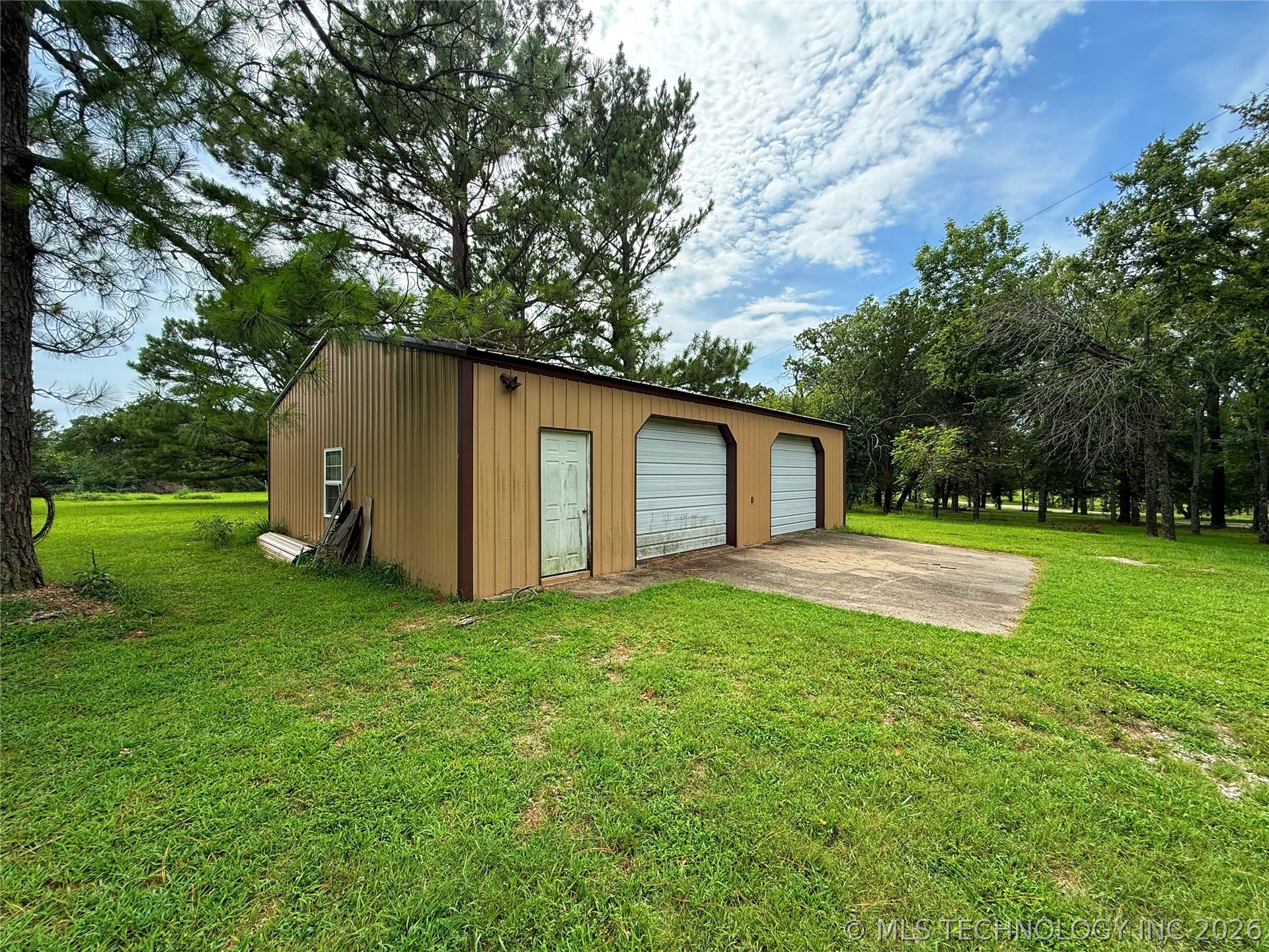 3512 N 3693p Property Photo 8