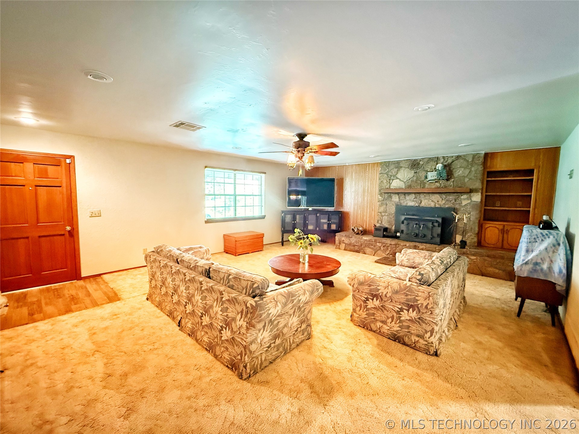 3512 N 3693p Property Photo 14