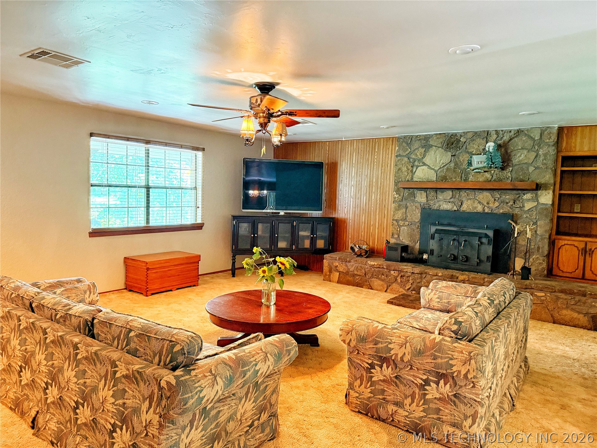 3512 N 3693p Property Photo 15