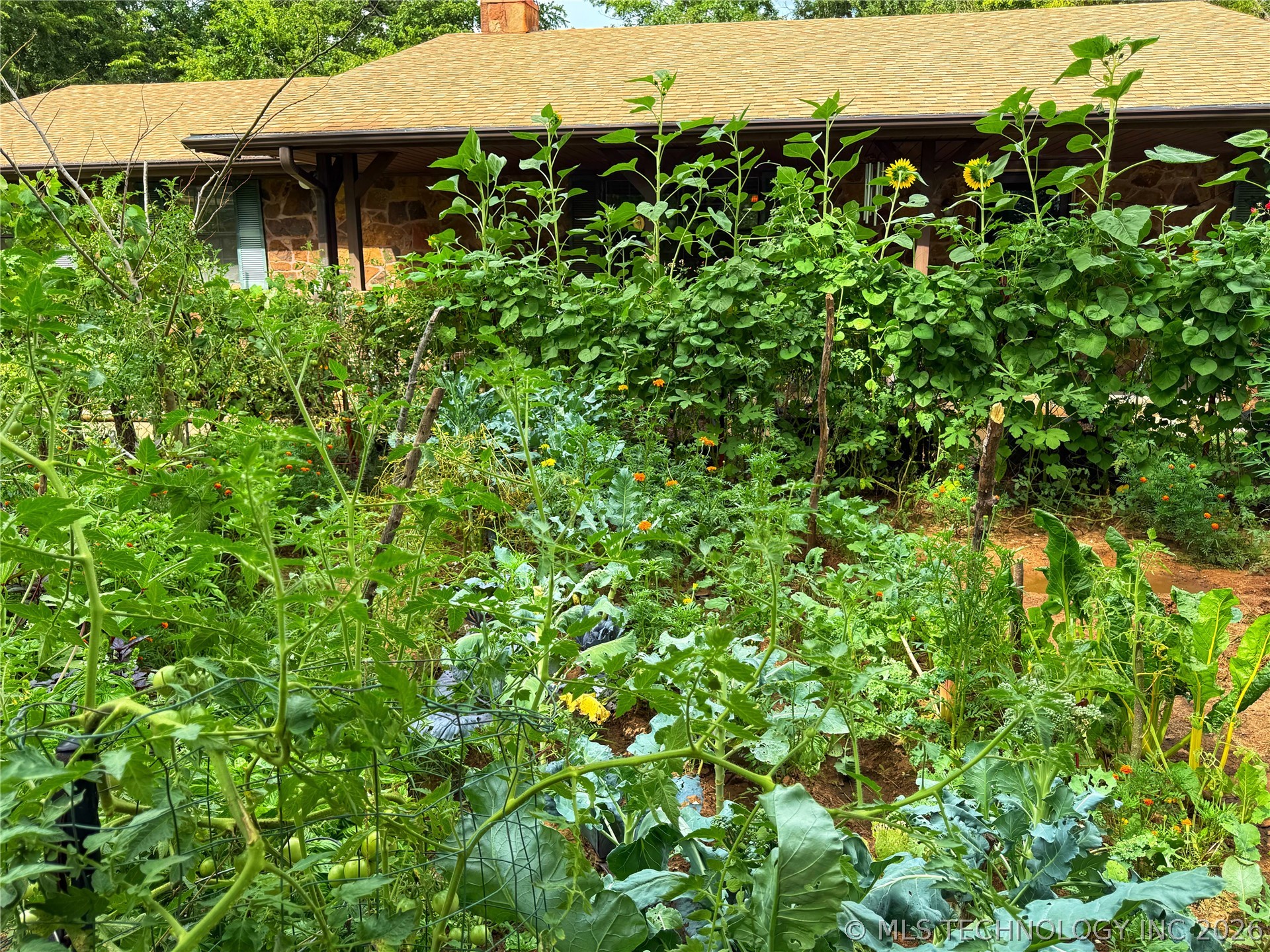 3512 N 3693p Property Photo 35
