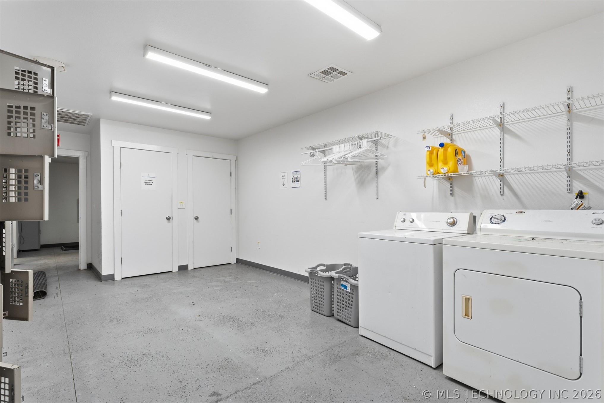 2626580 Property Photo 16