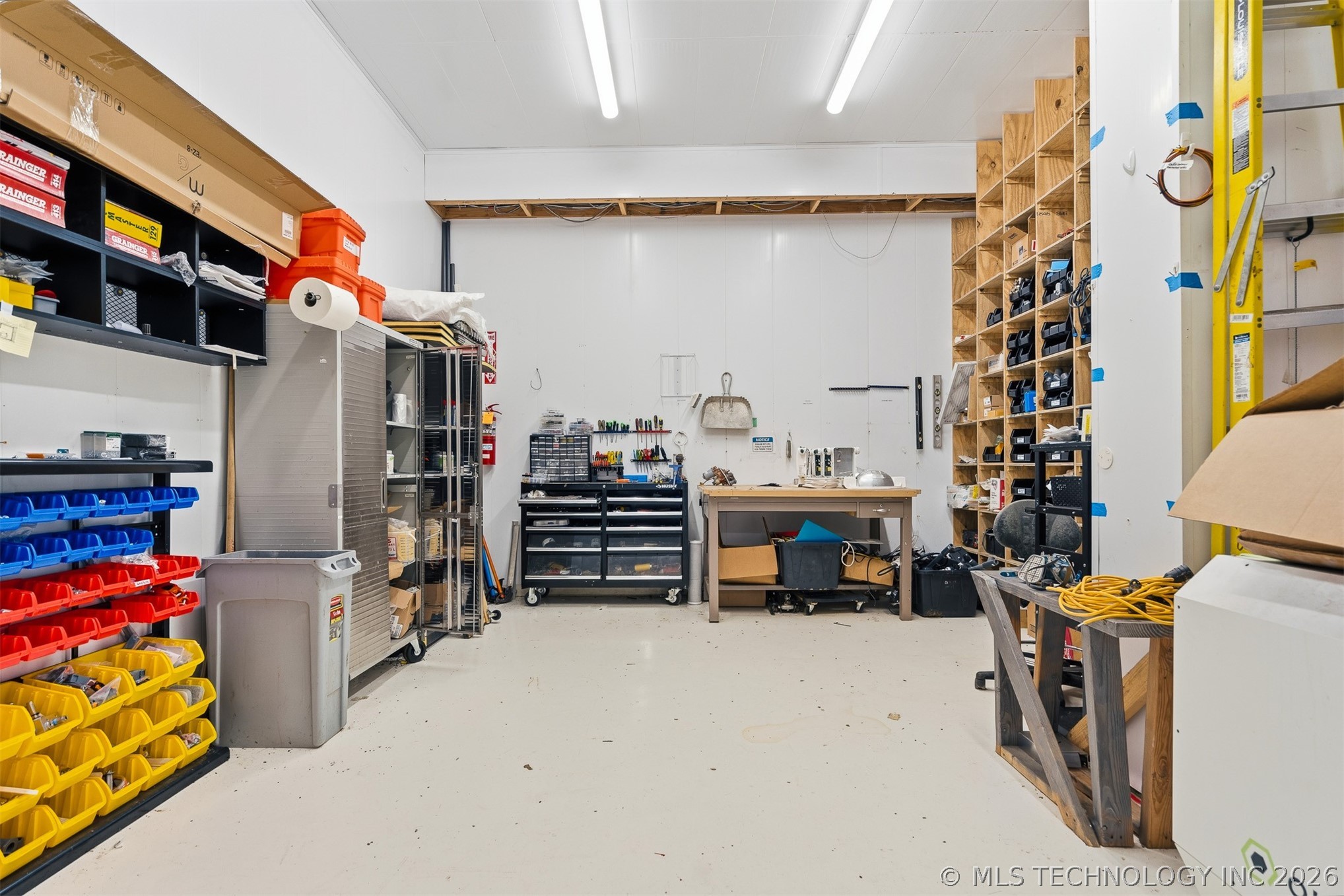 2626580 Property Photo 25