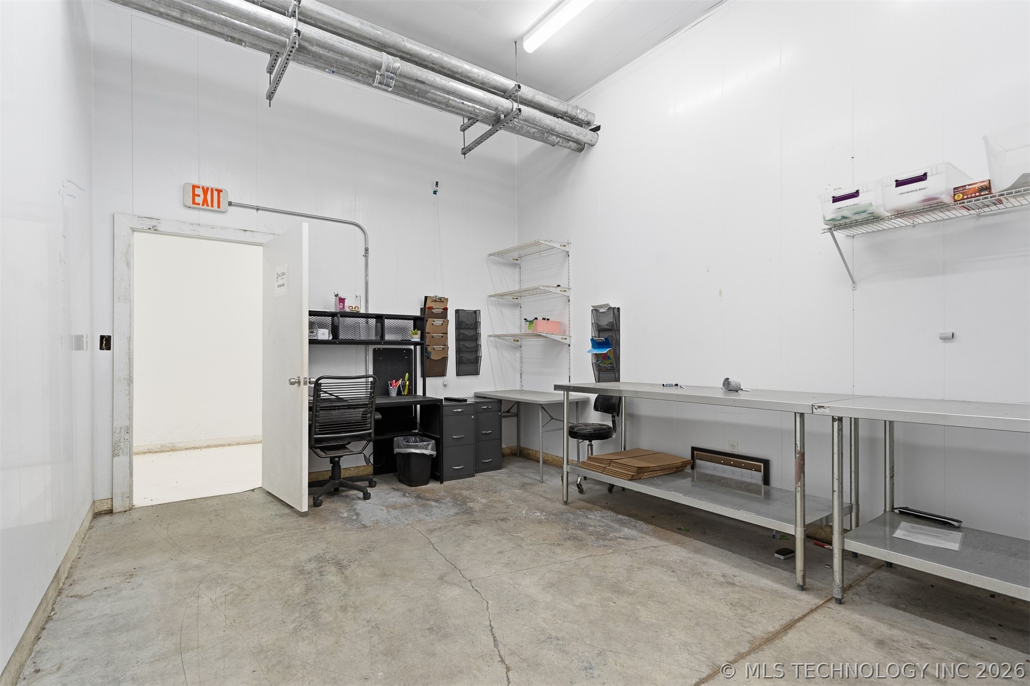 2626580 Property Photo 28