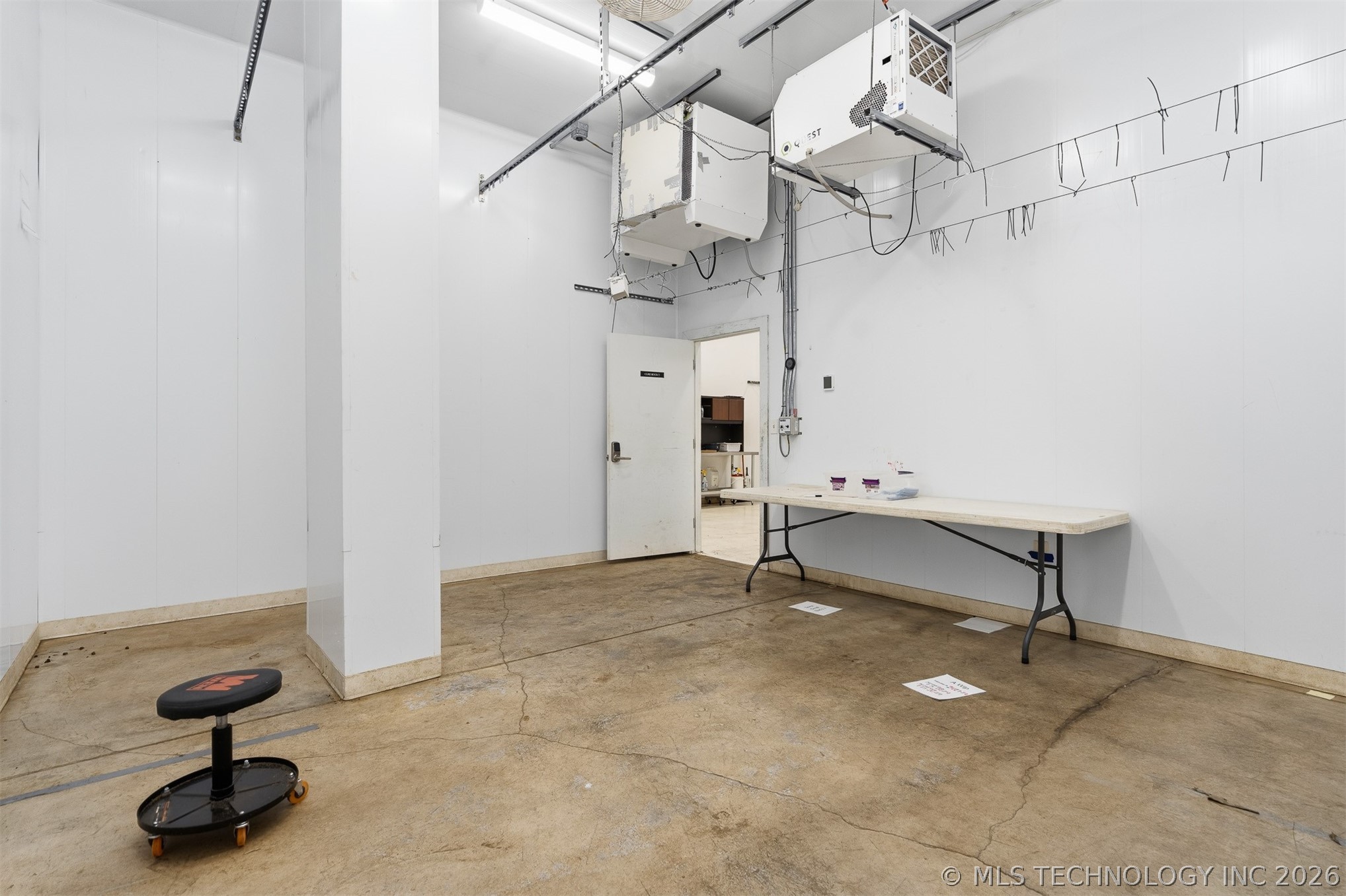 2626580 Property Photo 34