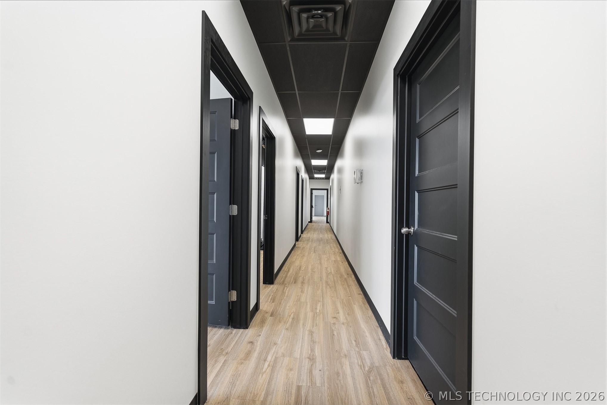 2626580 Property Photo 52