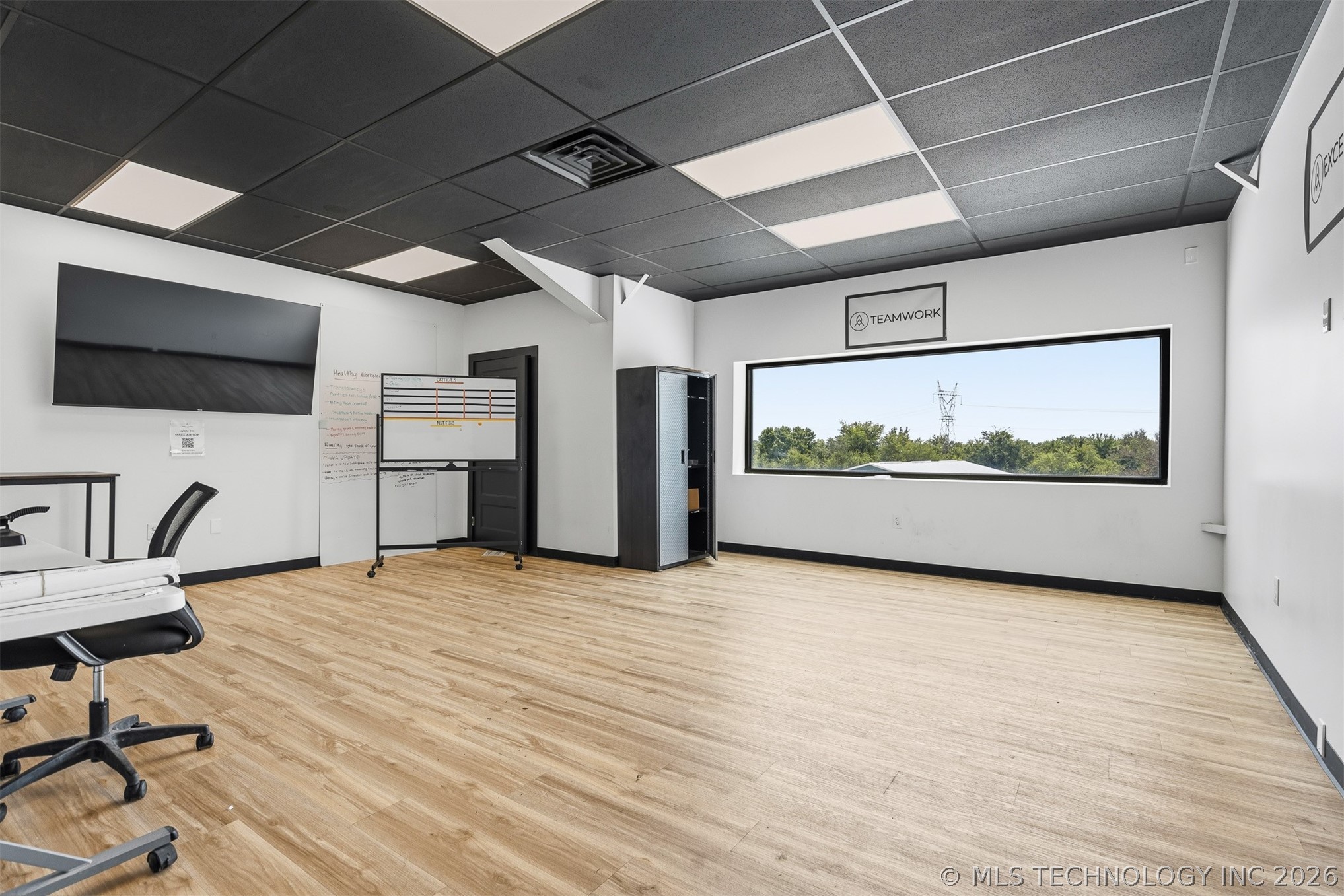 2626580 Property Photo 53