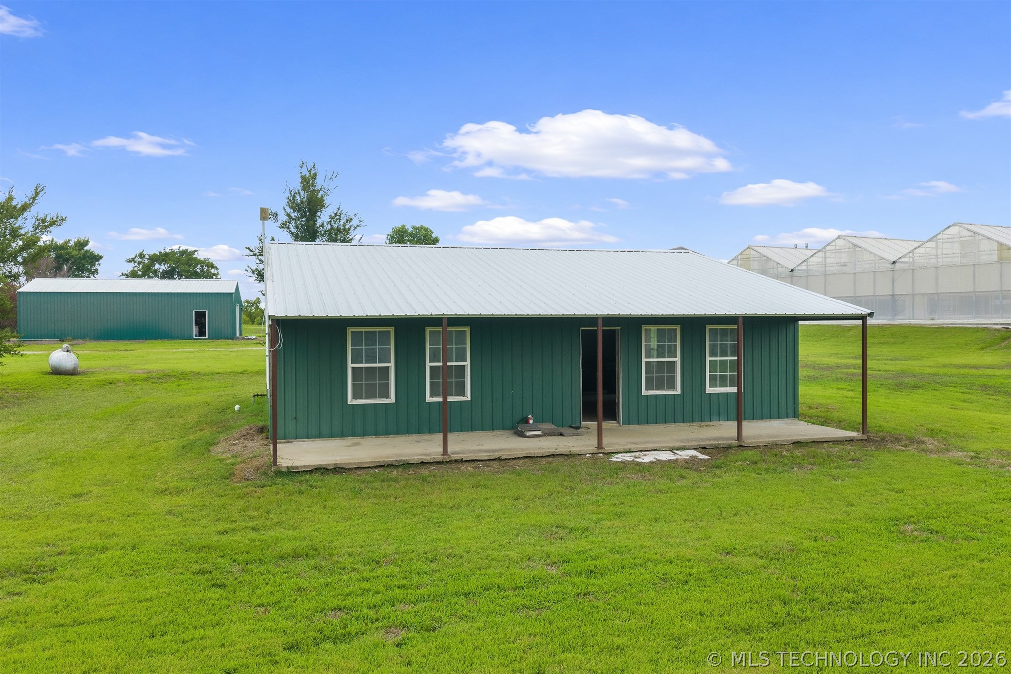 2626580 Property Photo 75