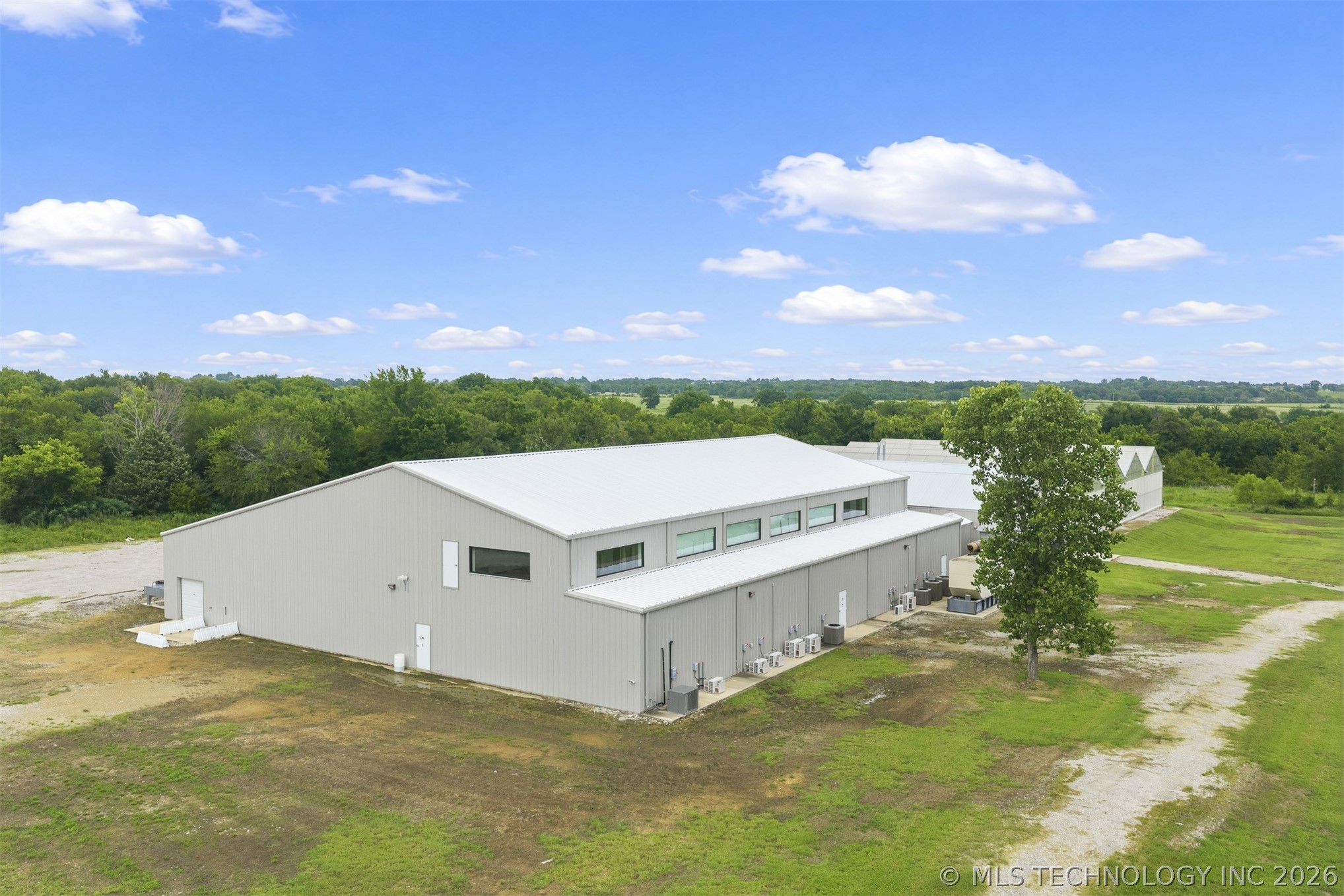 2626580 Property Photo 82